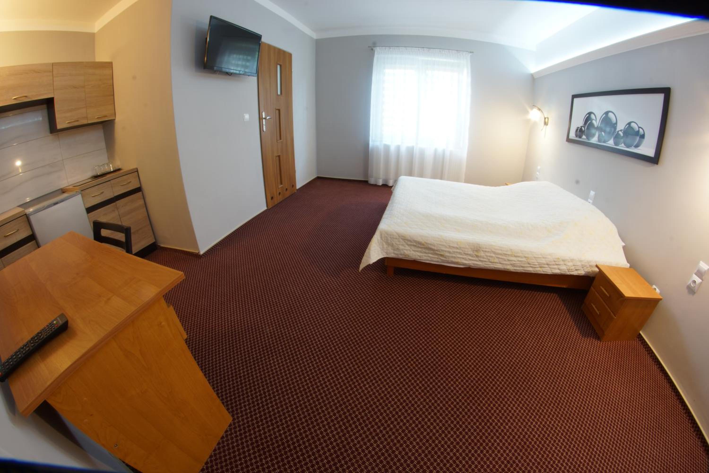 Quadruple Room - Photo 3