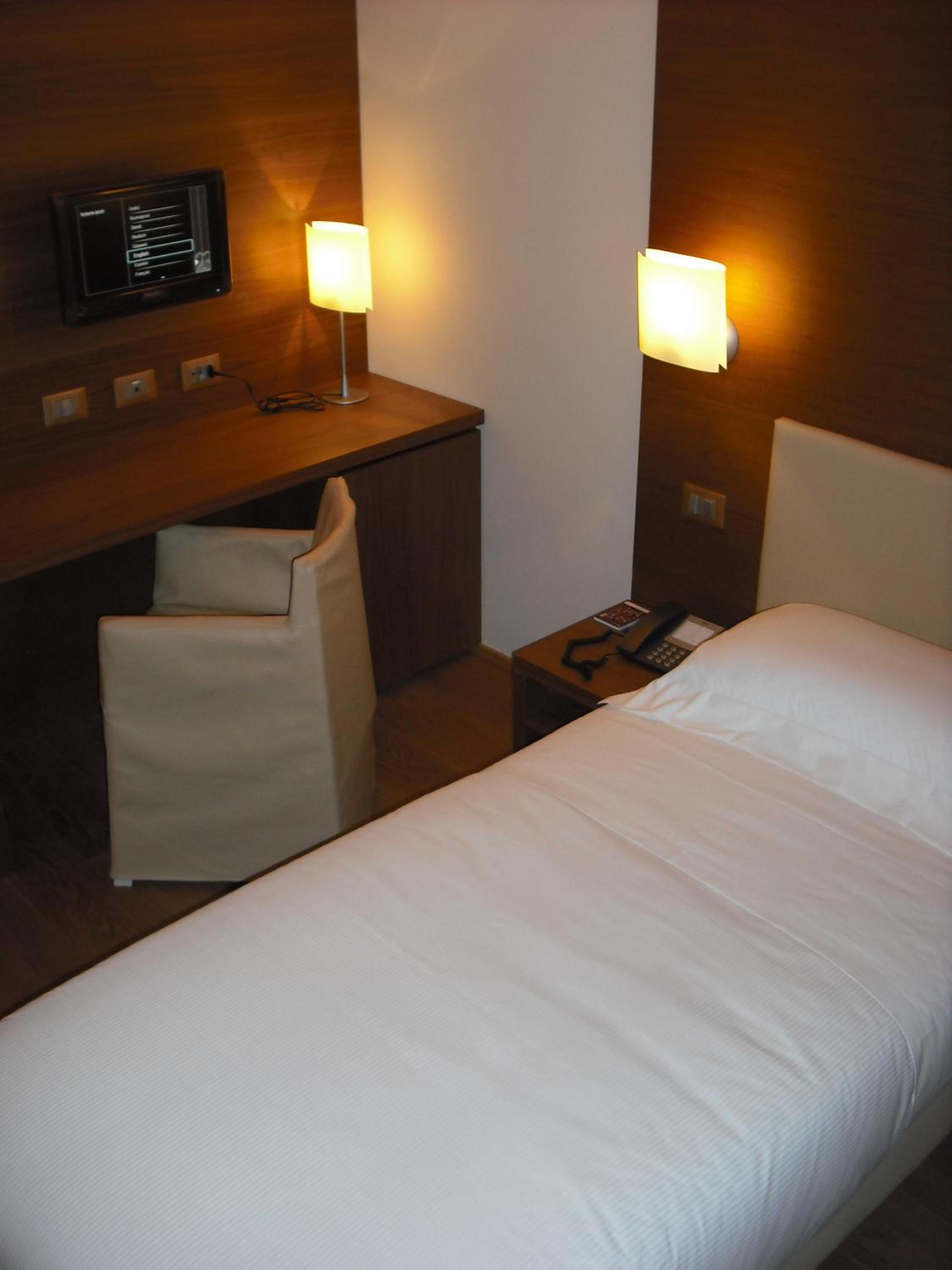 Double Room - Photo 4