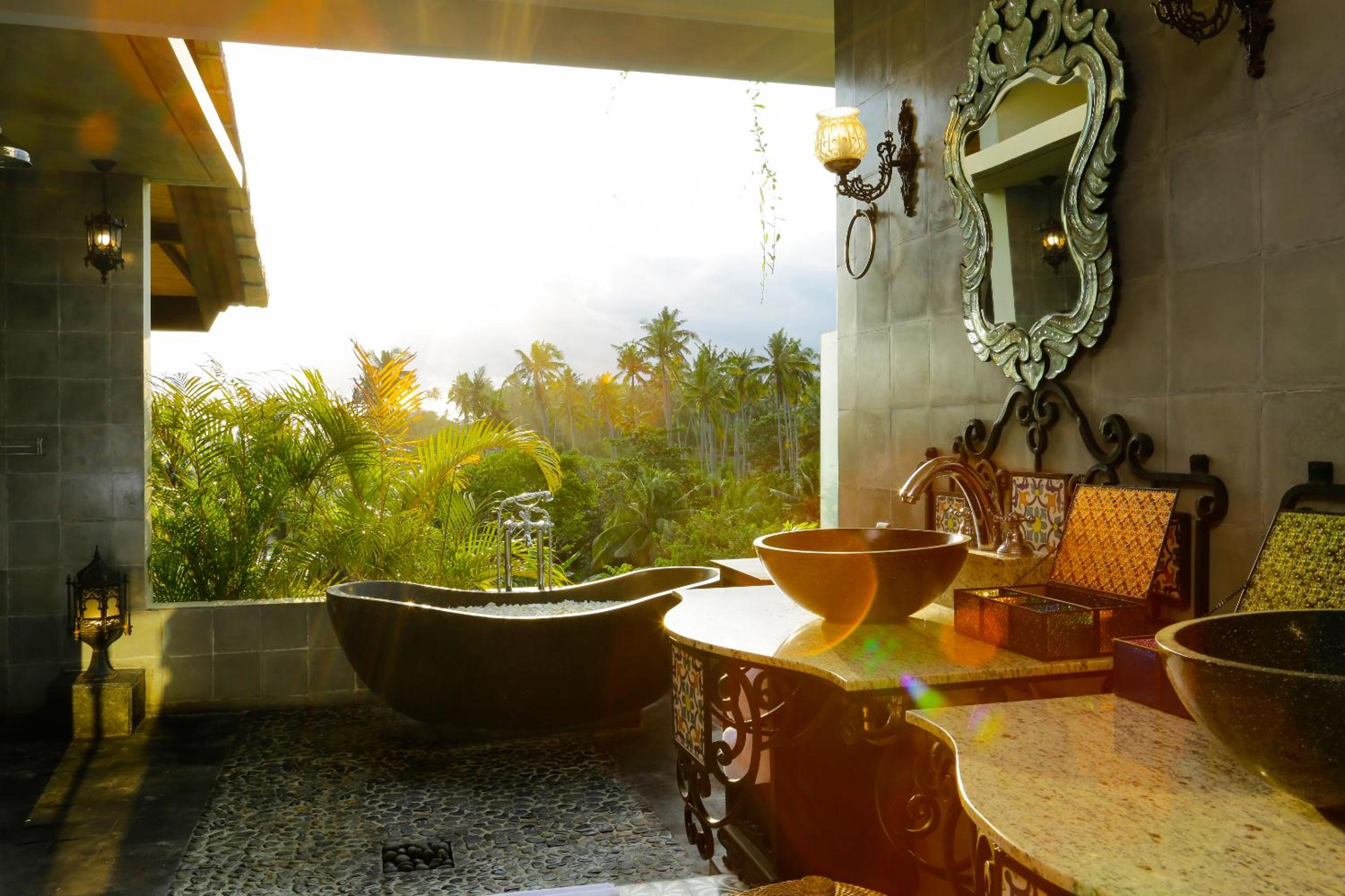 Villa - Beach Front - Photo 9