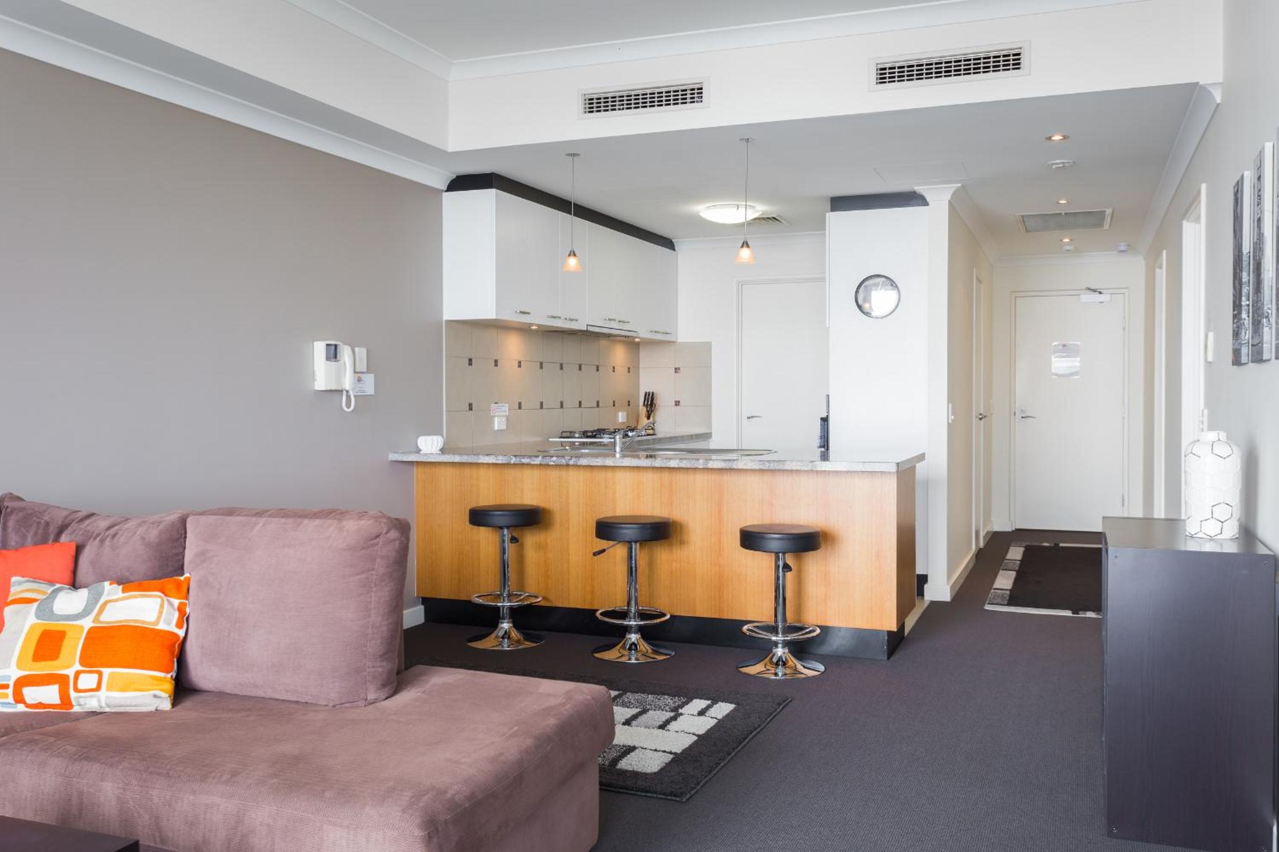 One-Bedroom Premier Apartment with Ocean View - Ocean 1