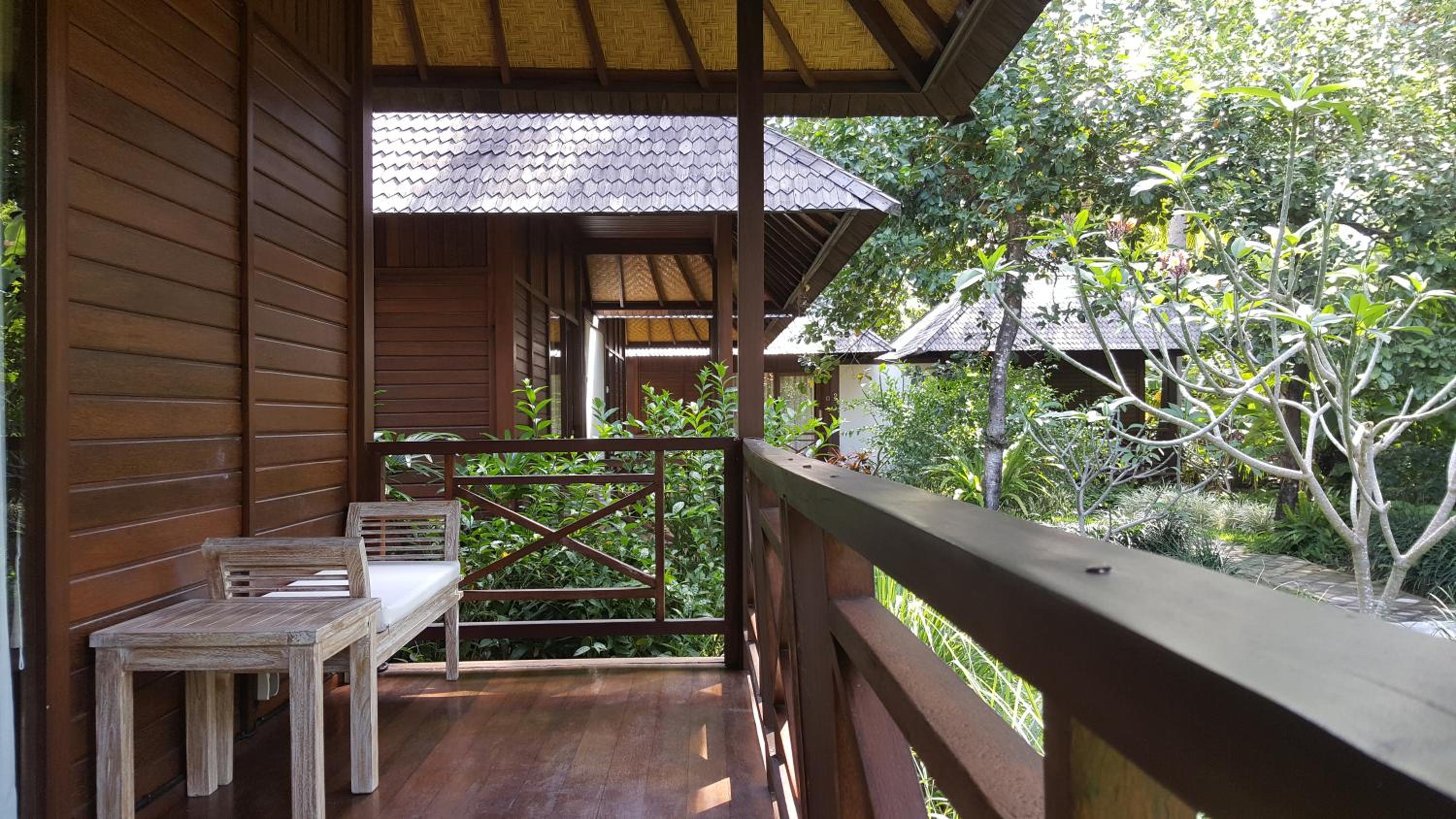 Bungalow with Garden View photo 2
