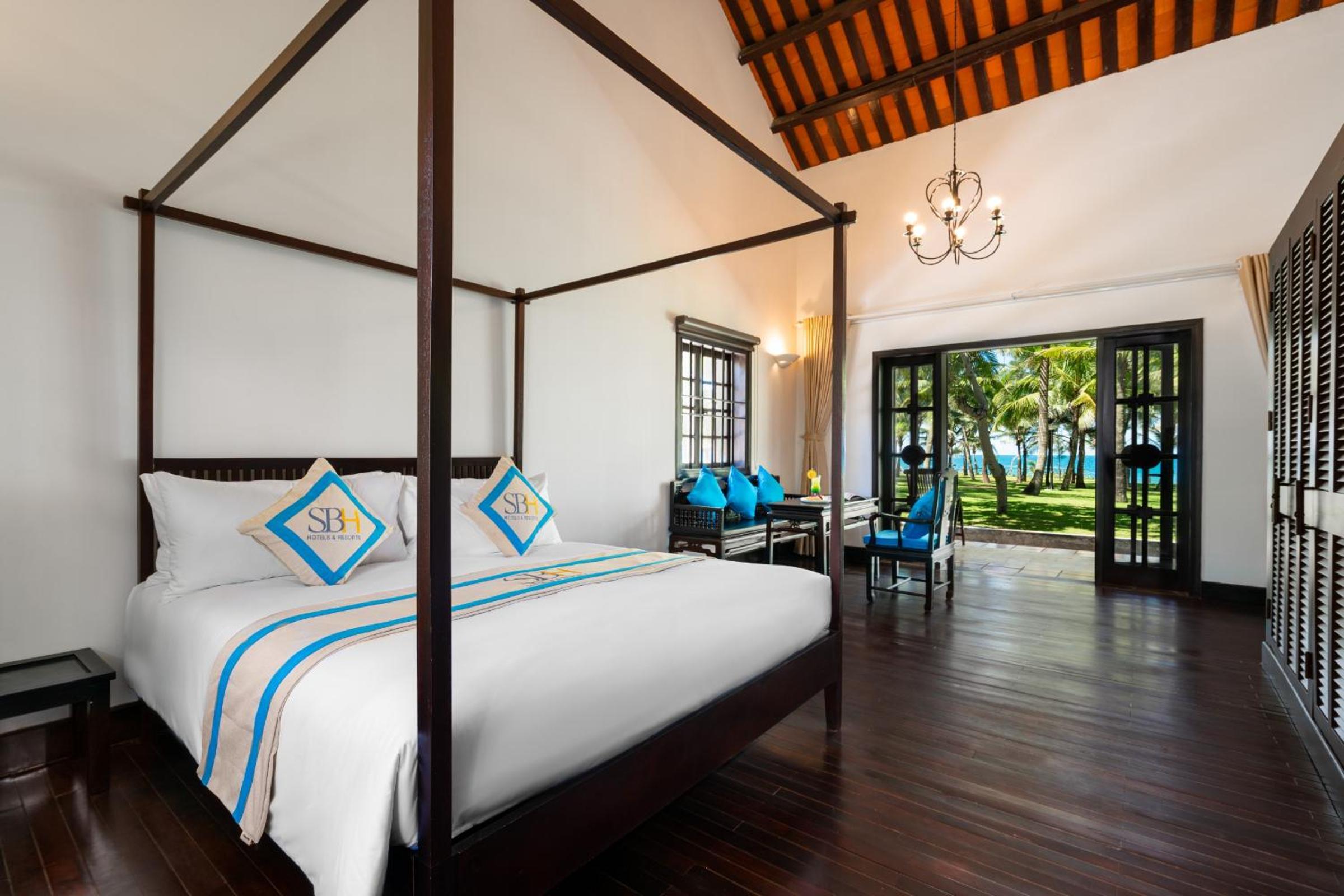 Villa with Sea View
