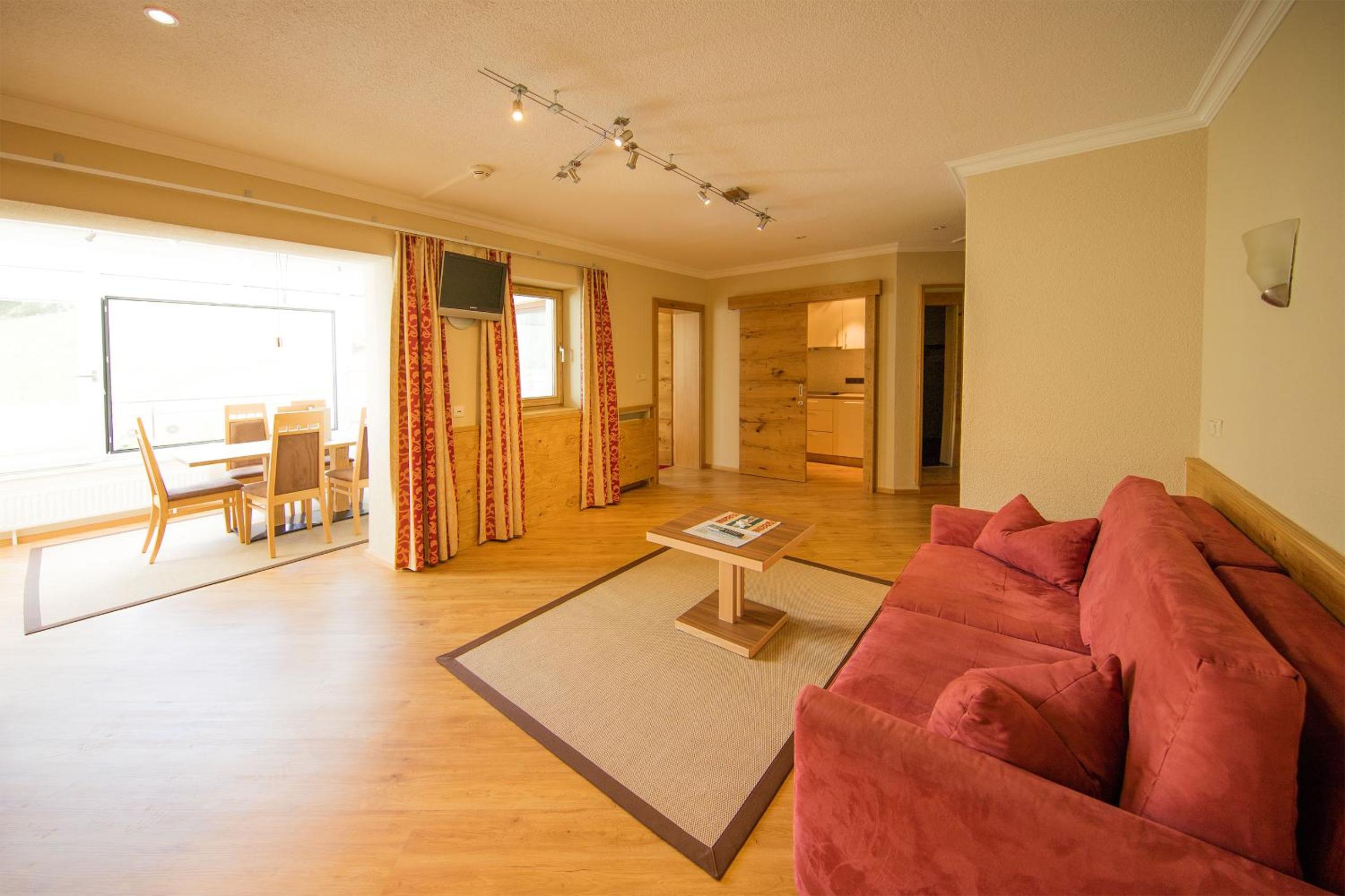 Three-Bedroom Apartment (6 Adults)
