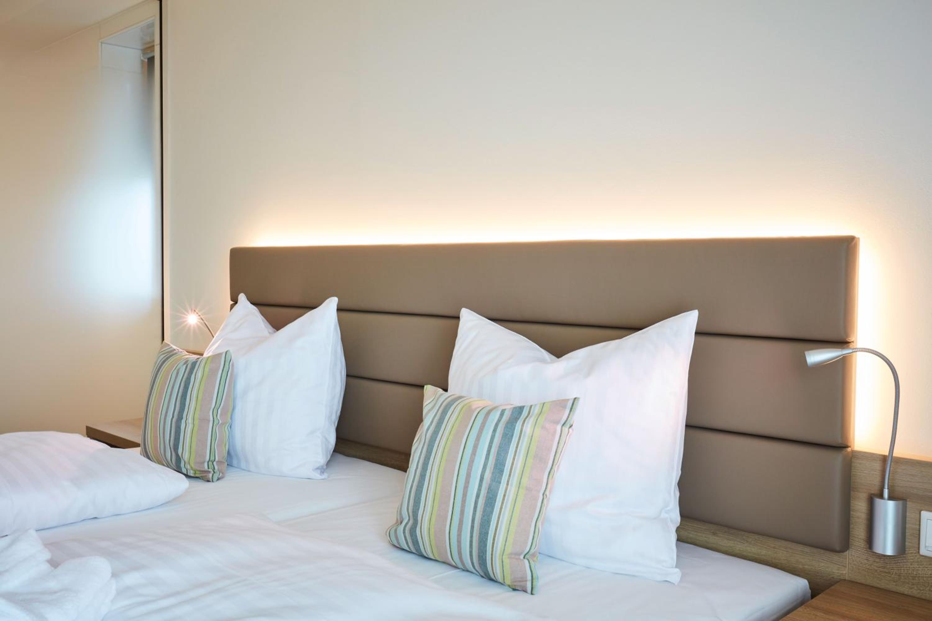 Single Room with Balcony photo 2