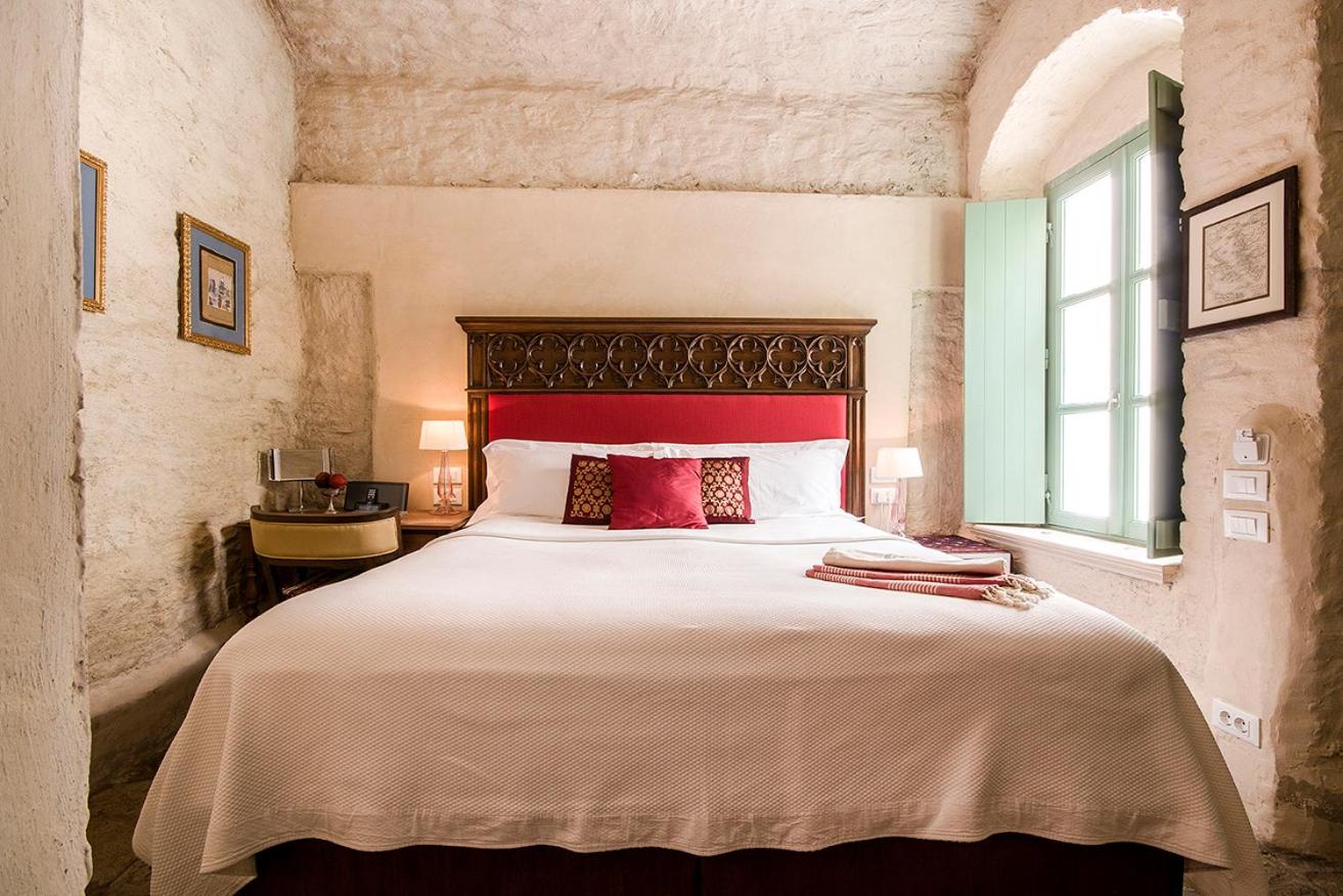 Deluxe Double Room with Shower