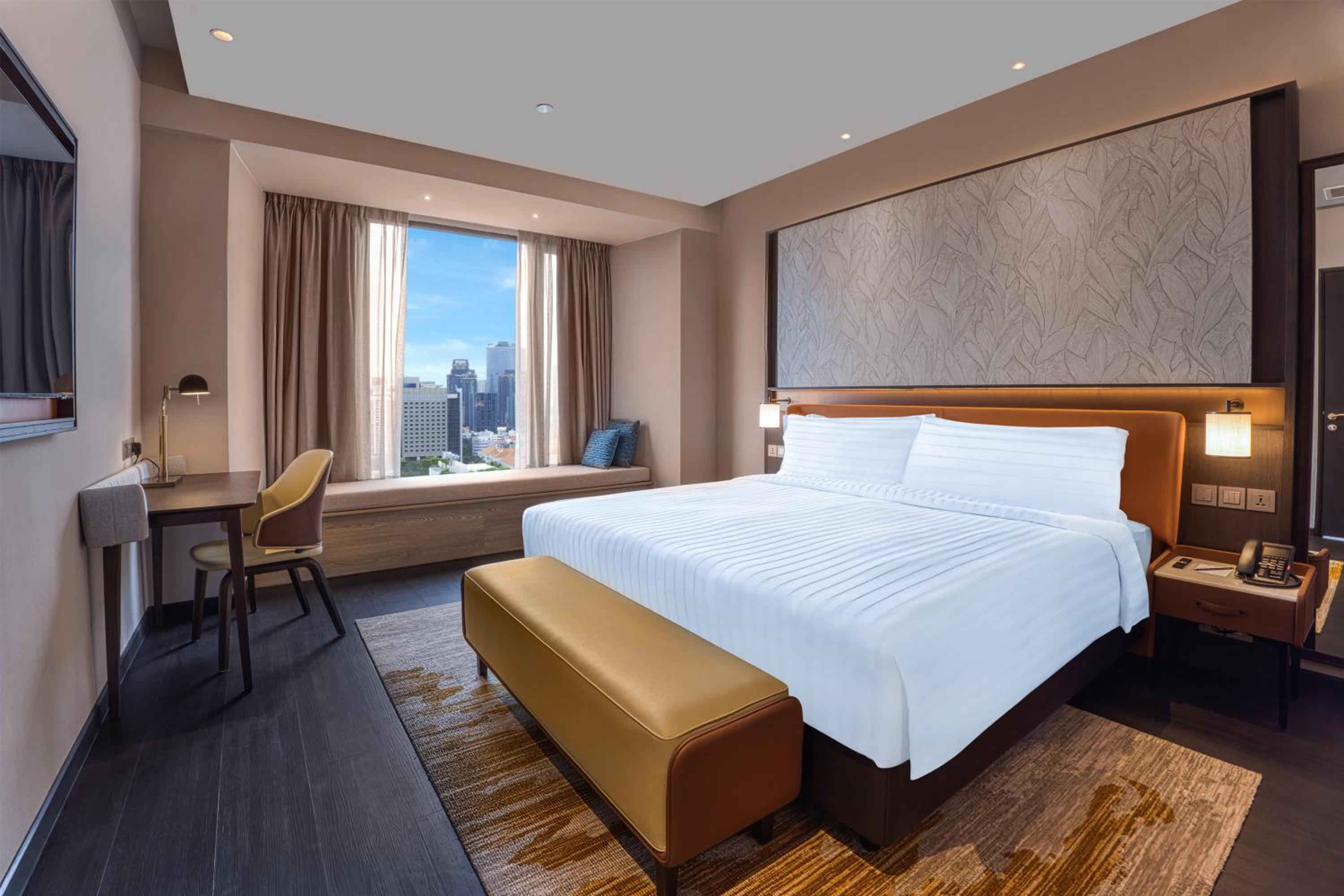 Prestige King Suite with Skyline View