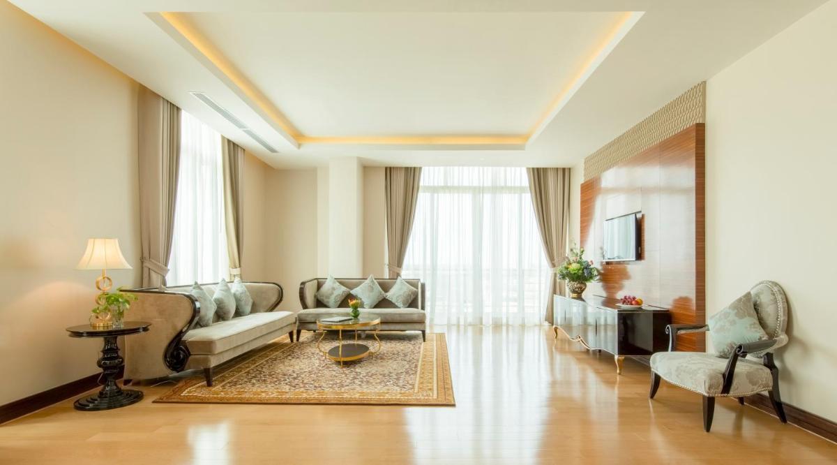 Junior Suite with Balcony photo 3