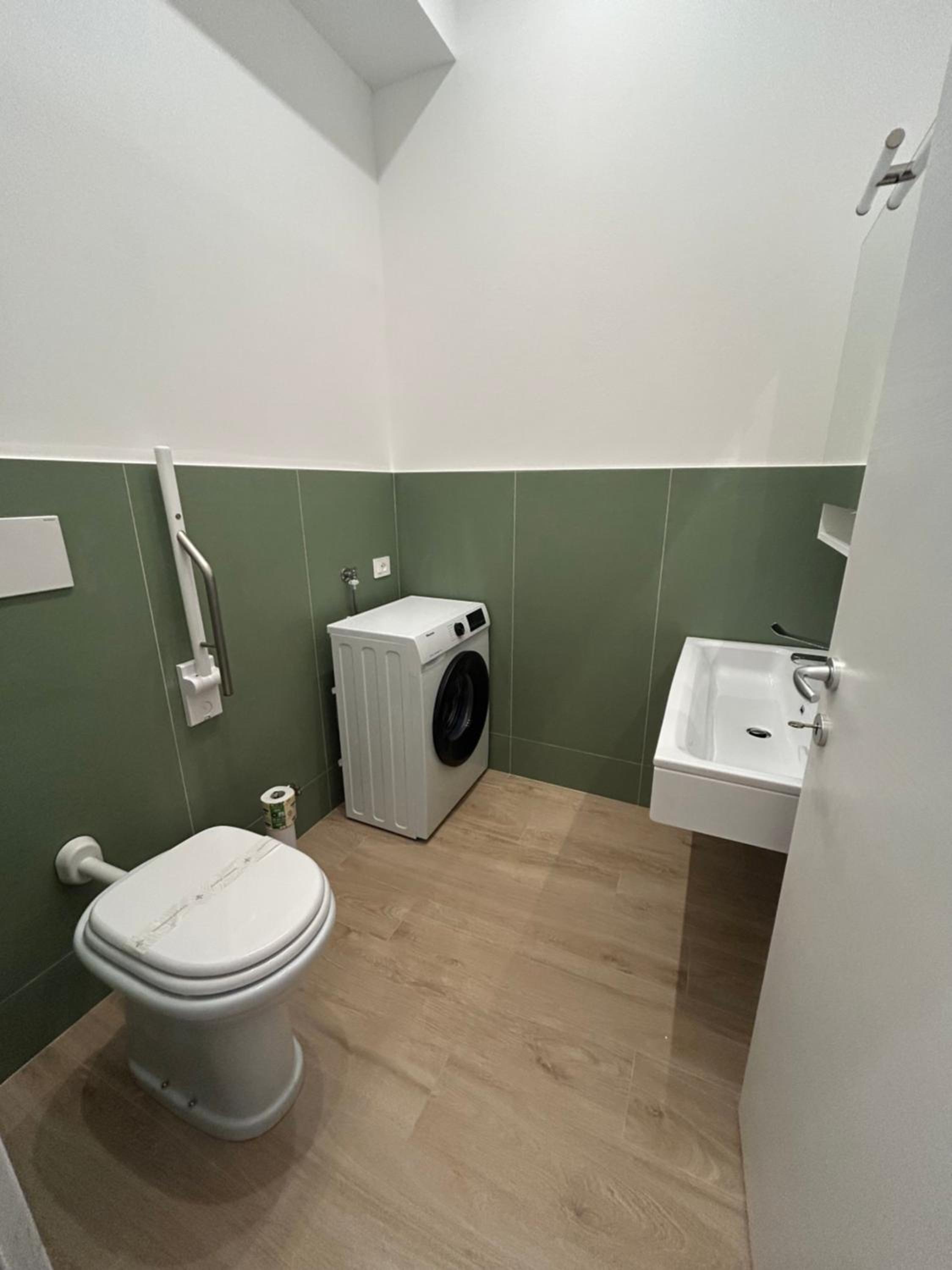 Double Room - Disability Access photo 1