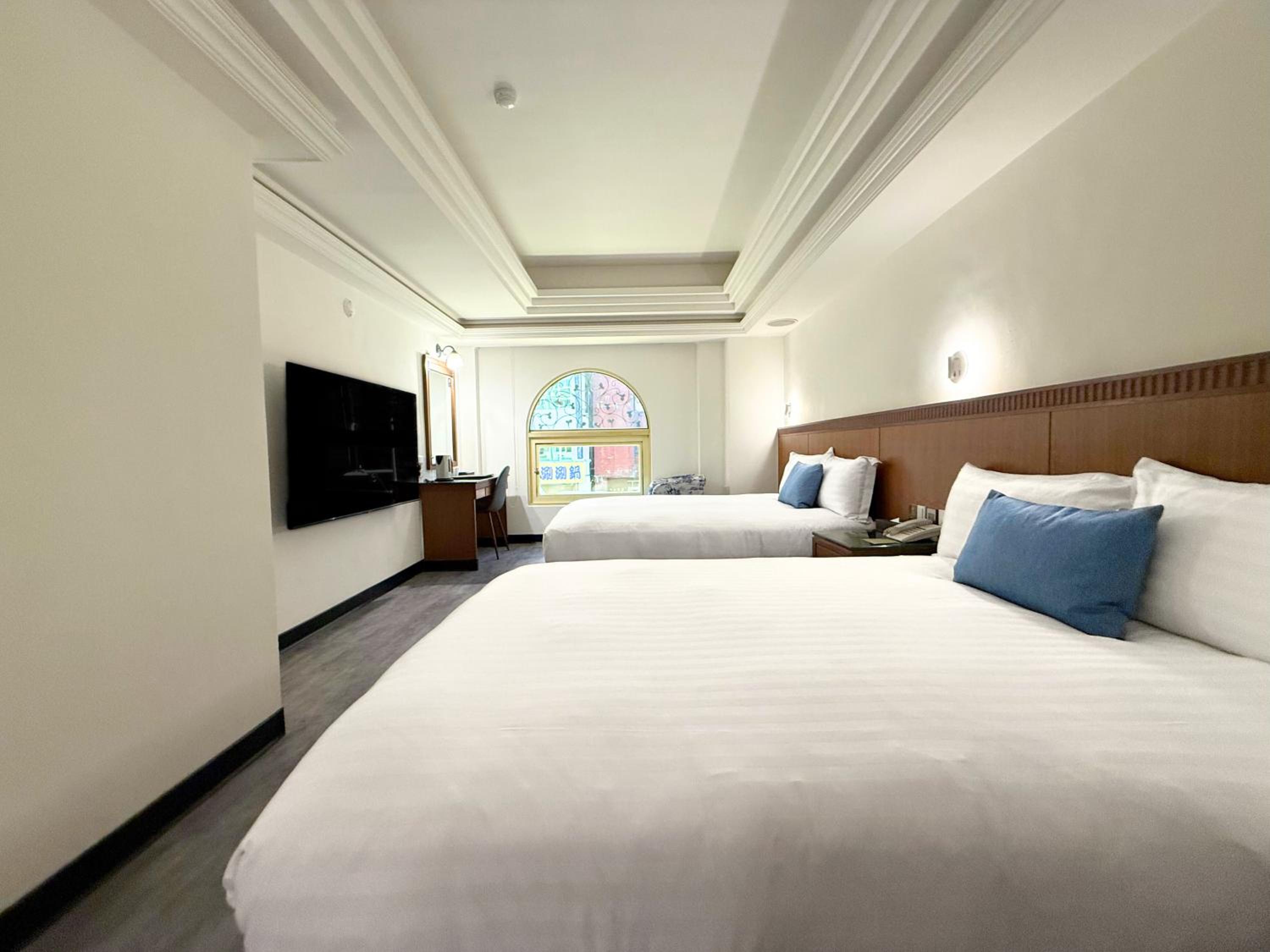 Deluxe Twin Room photo 1