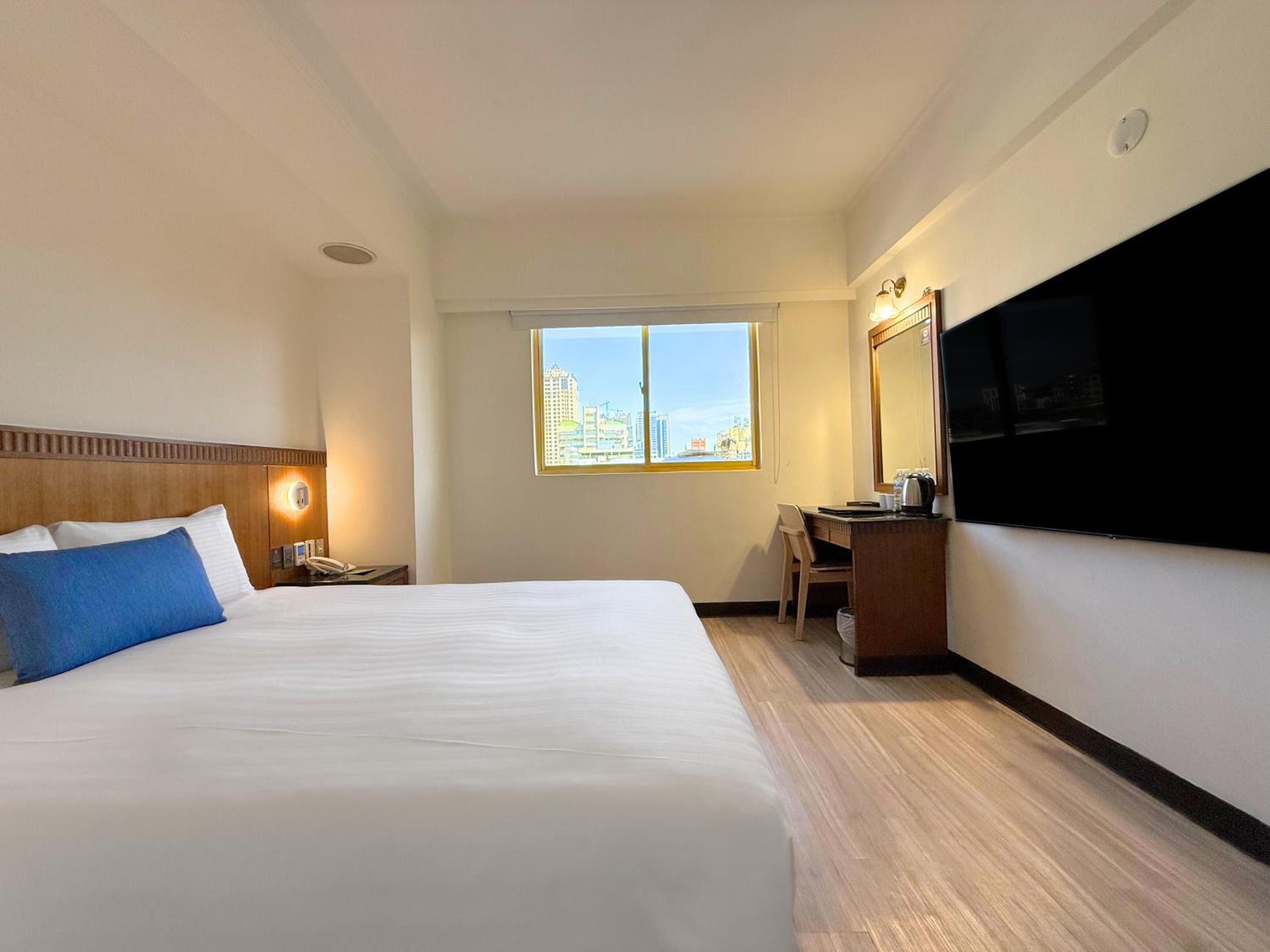 Deluxe Double Room photo 3