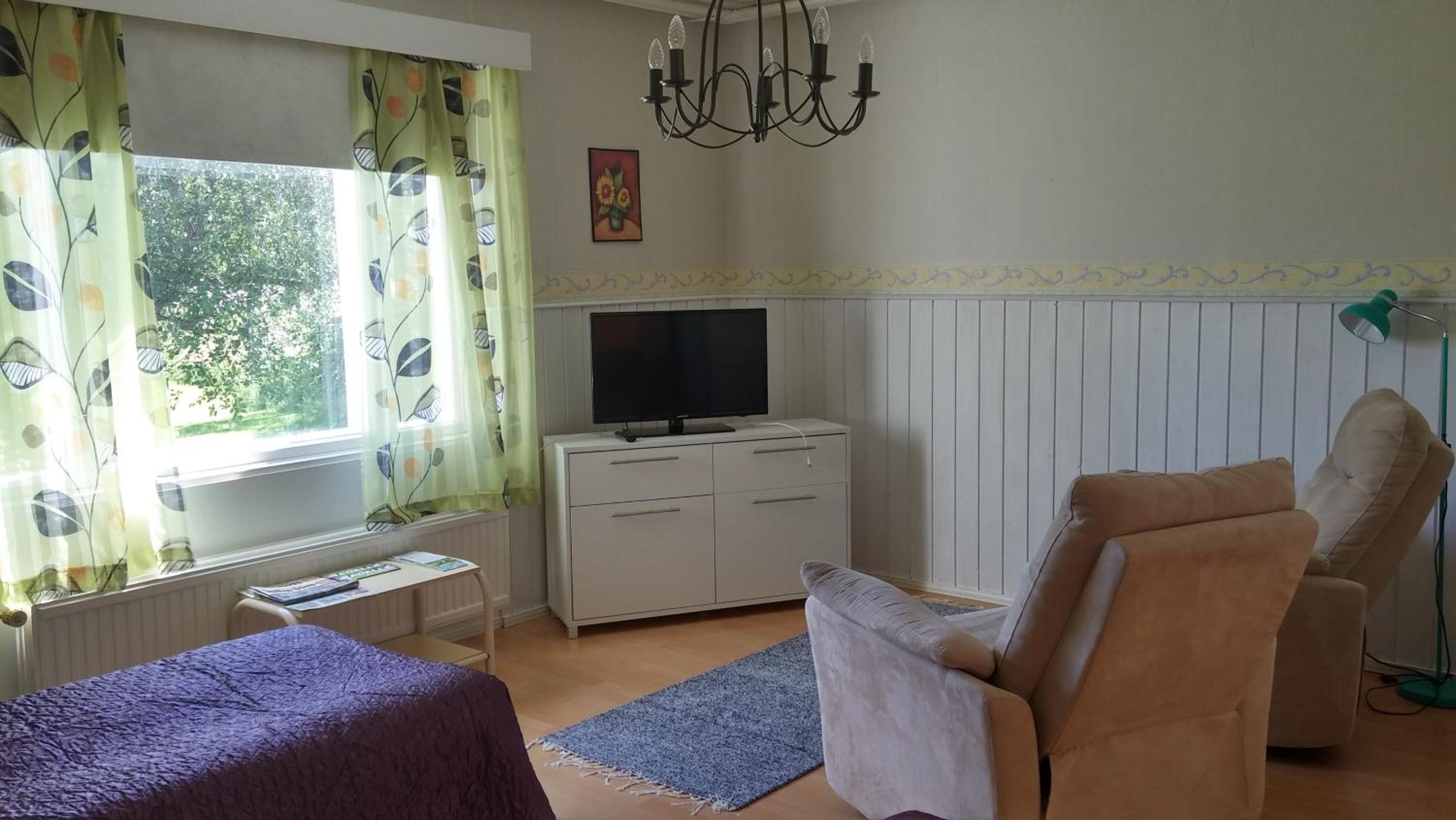 Apartment with Garden View - Photo 7