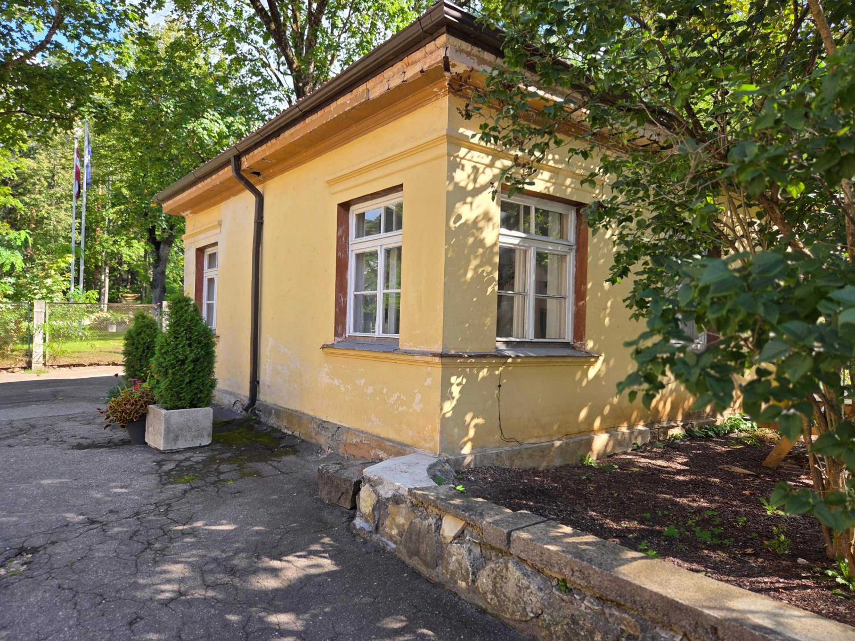 Triple Room with Shared Bathroom