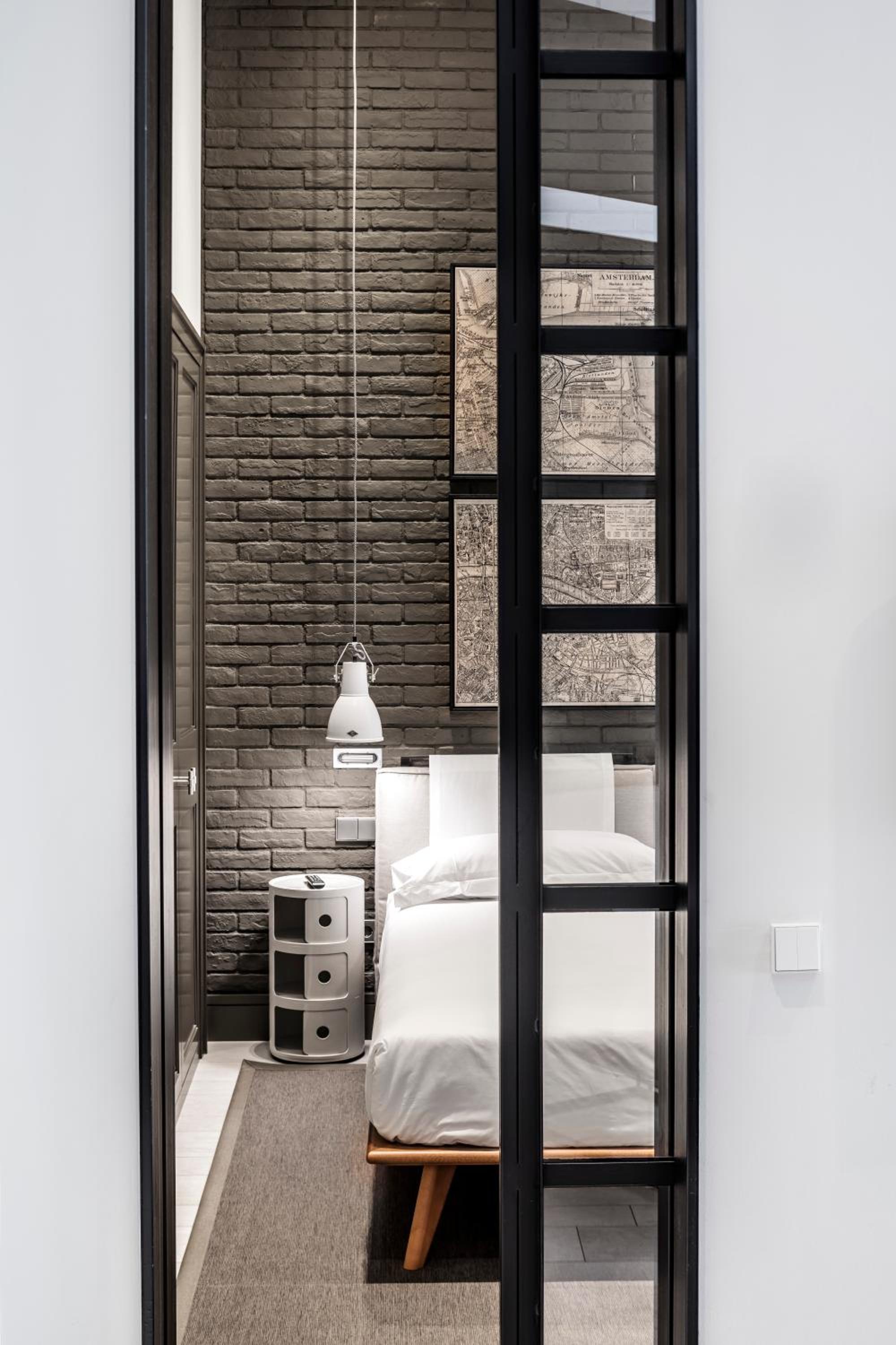 One-Bedroom Apartment (4 Adults) photo 3