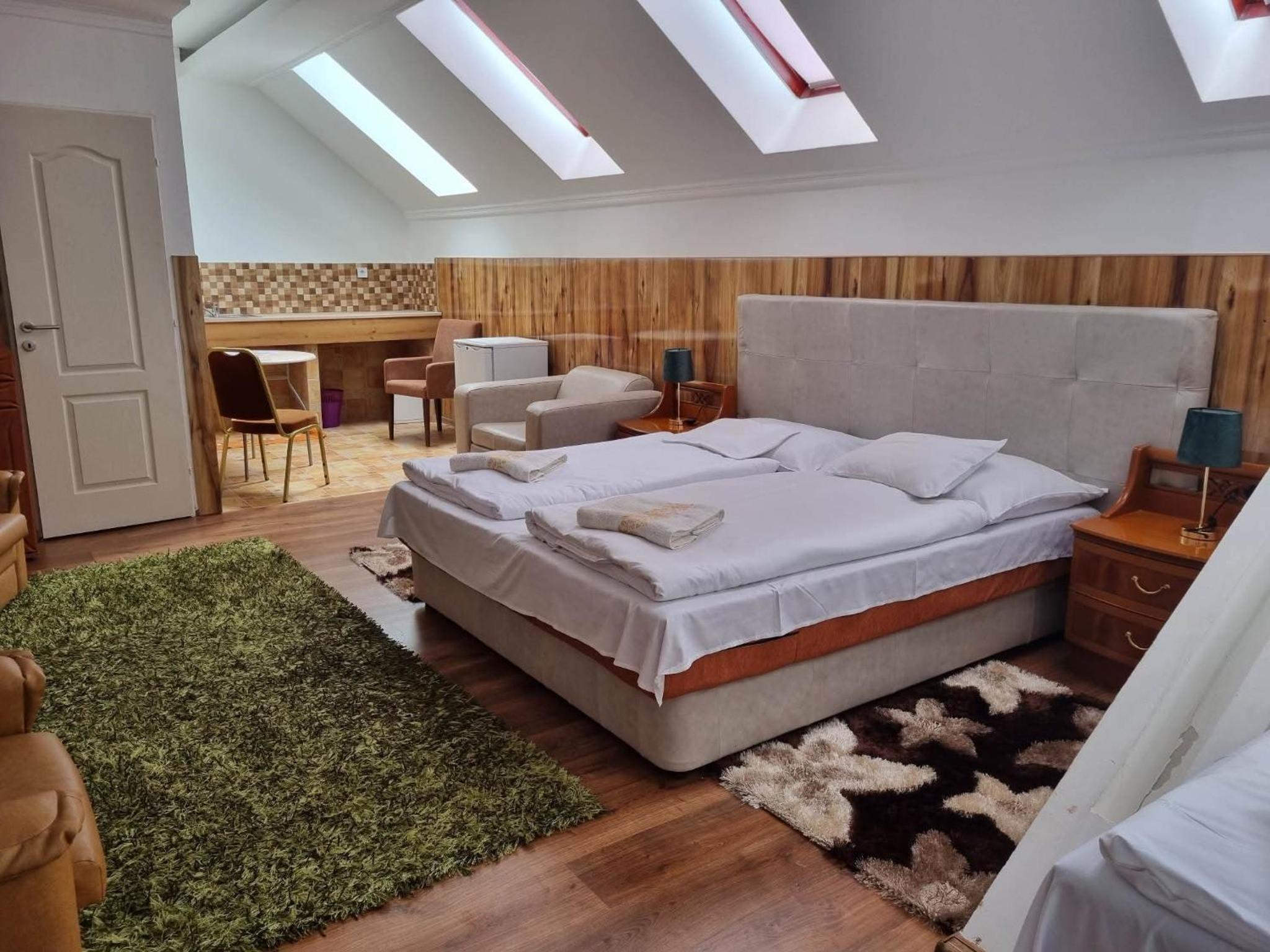 Deluxe Quadruple Room photo 1