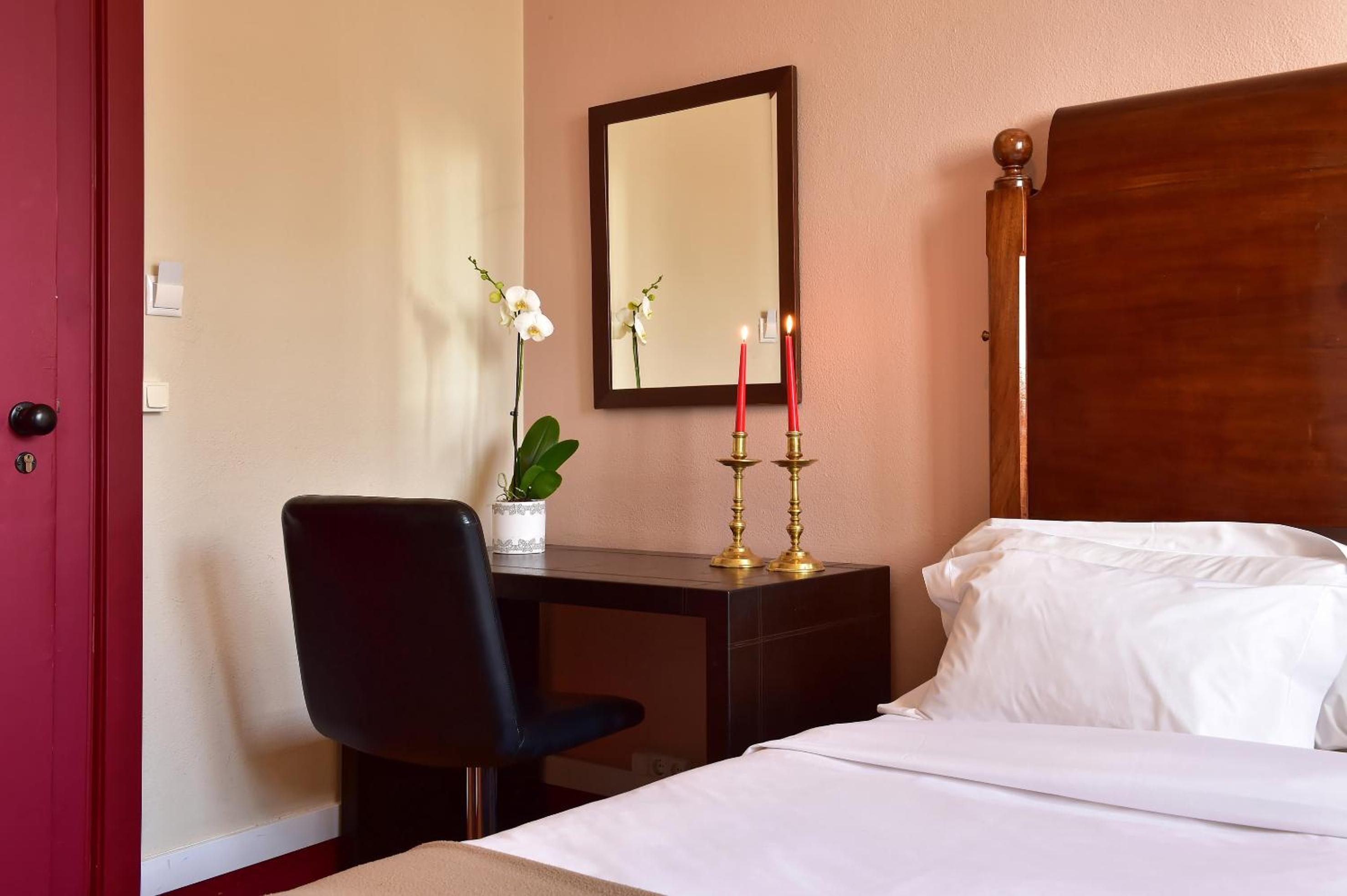 Classic Double or Twin Room - Castle