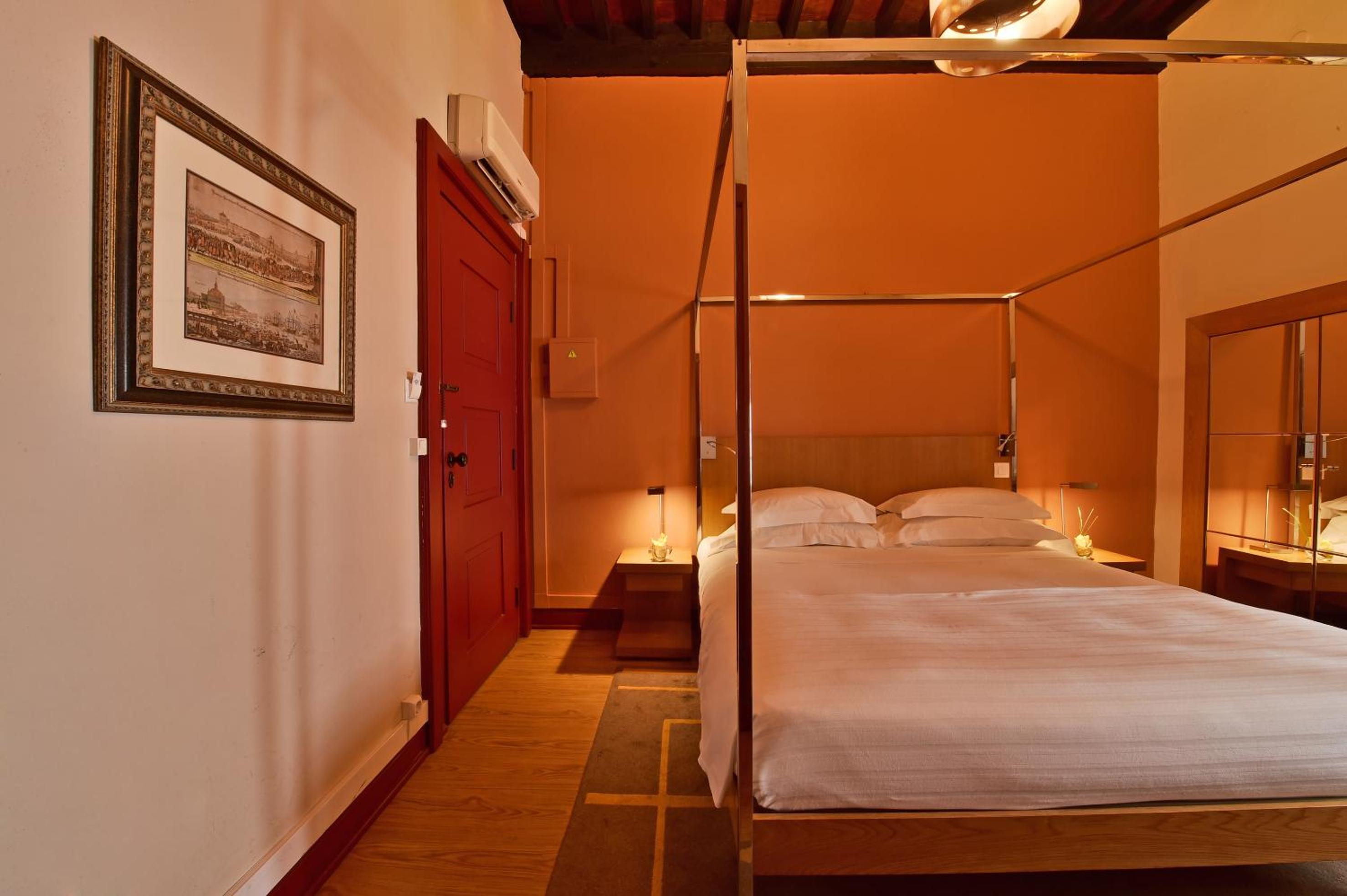 Classic Double or Twin Room - Castle