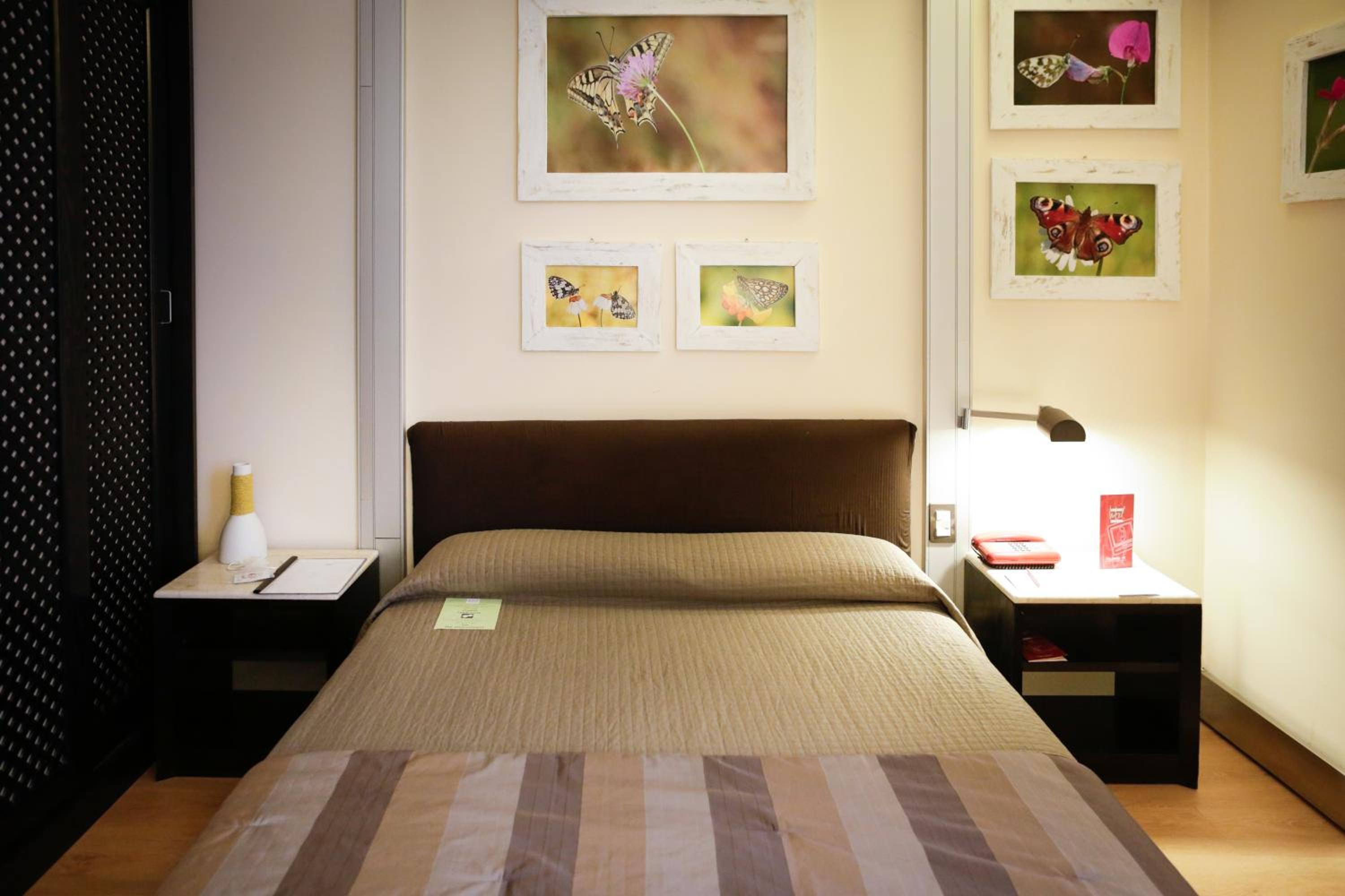 Classic Double Room (1 Adult) - Photo 2