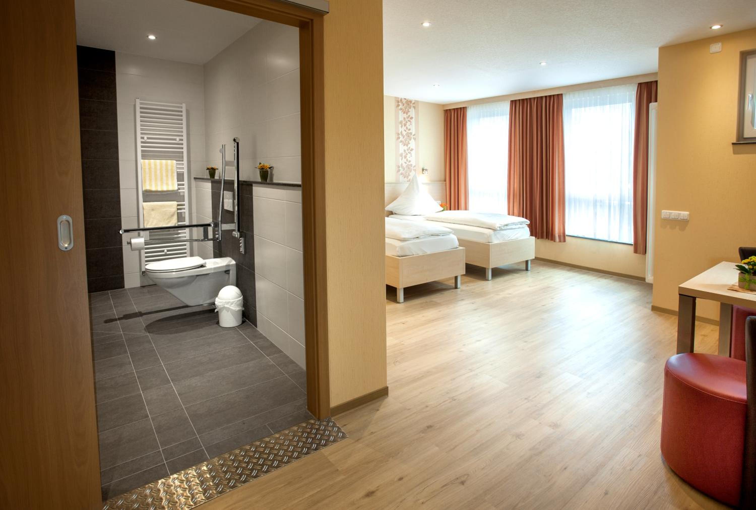 Standard Double Room - Photo 4