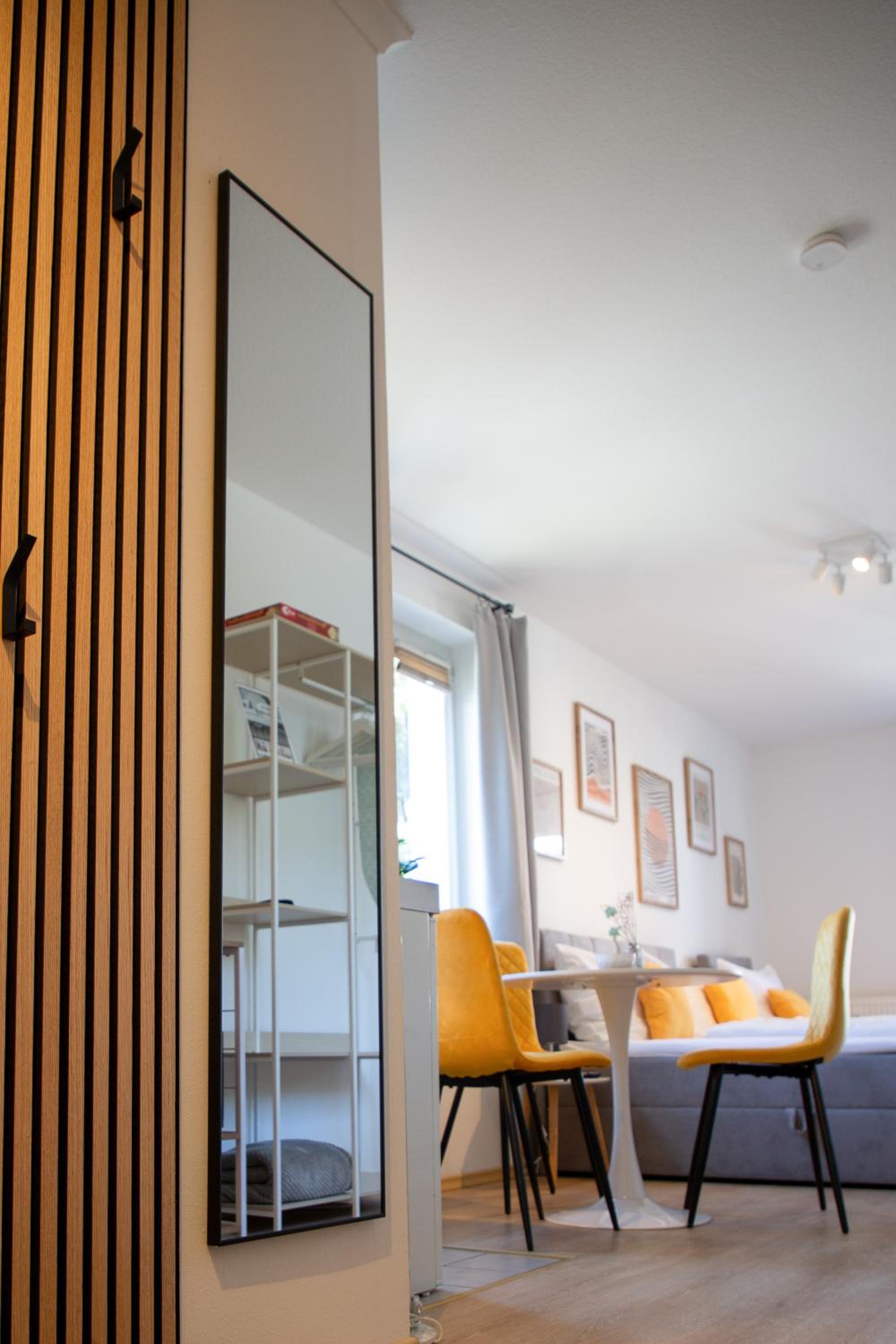 One-Bedroom Apartment with Balcony photo 2