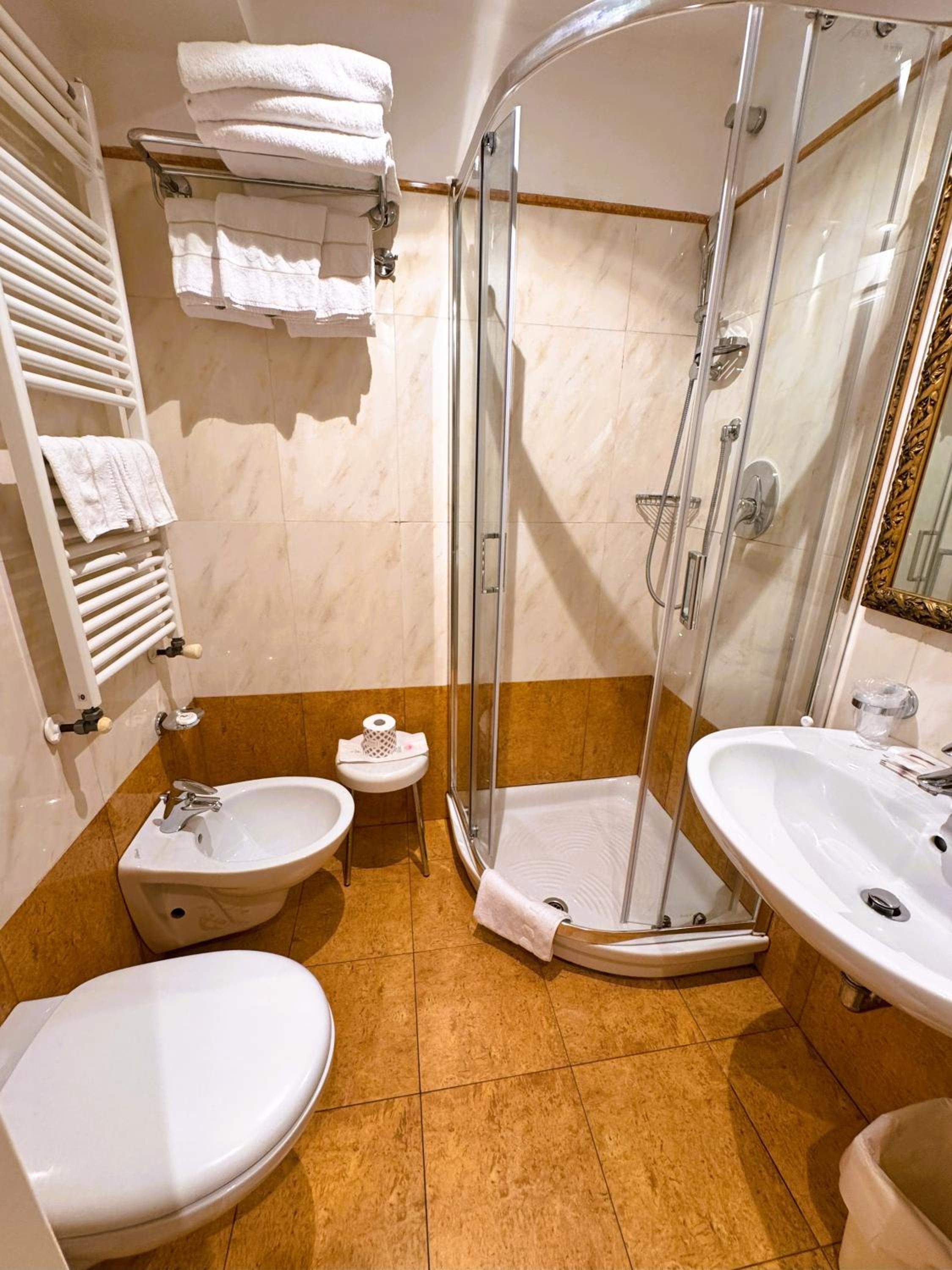 Economy Double Room
