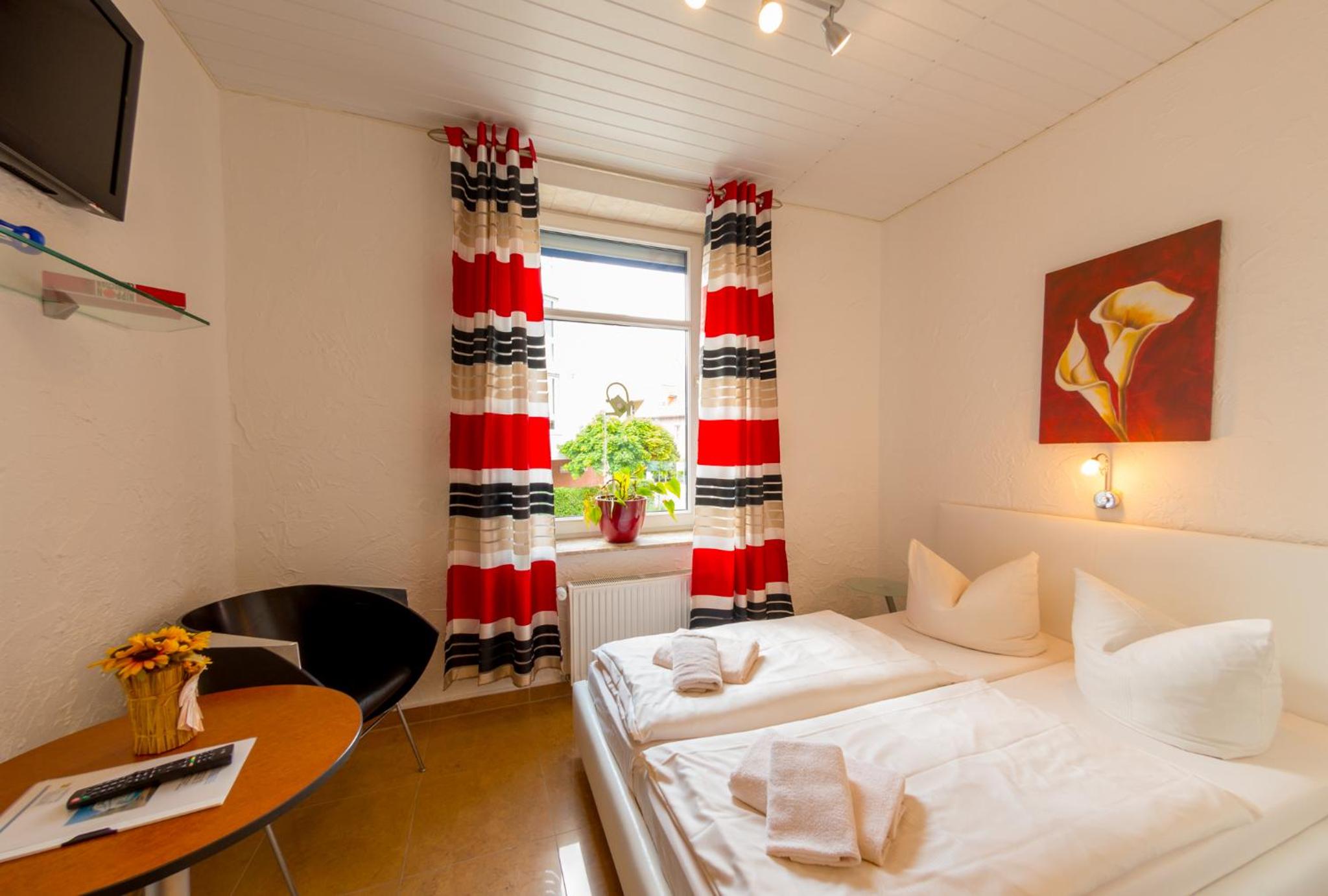 Standard Double Room photo 3