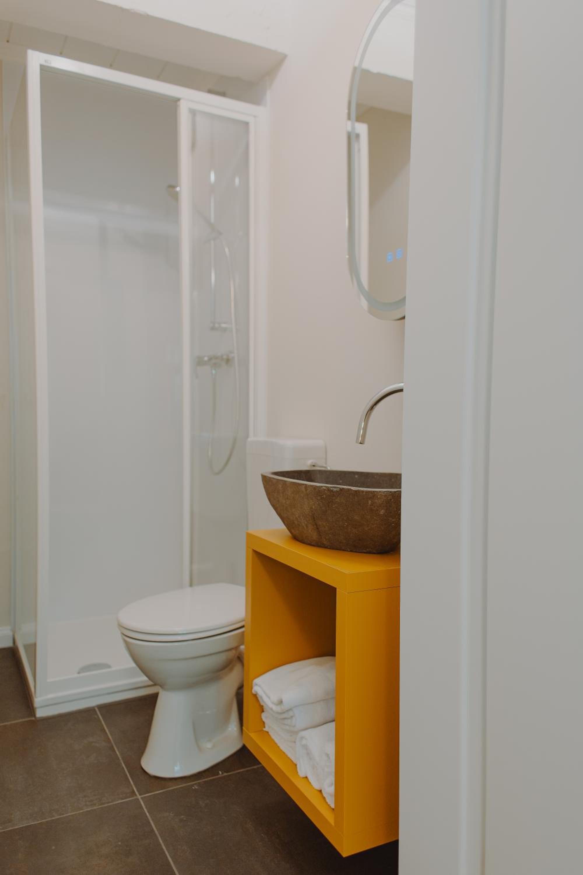 Budget Double Room photo 2