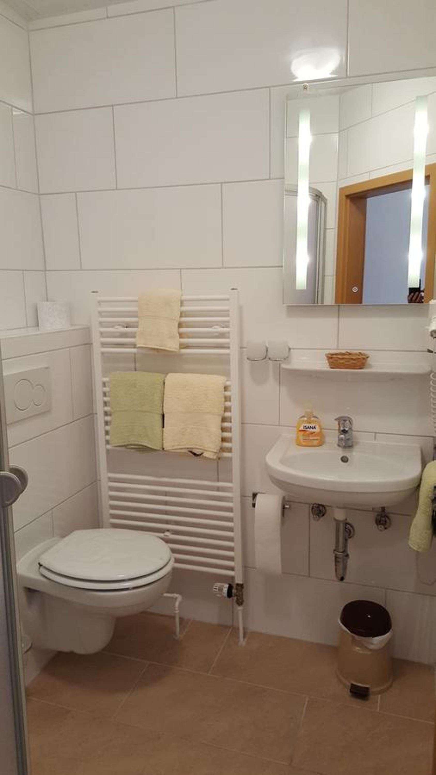 Budget Double Room photo 2