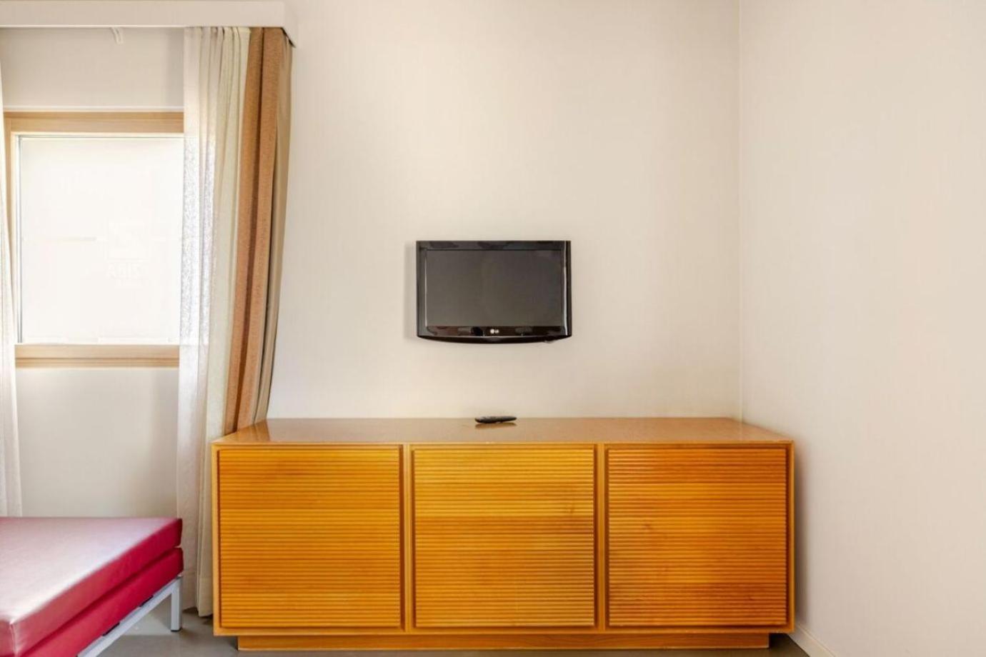 Deluxe Junior Suite photo 3