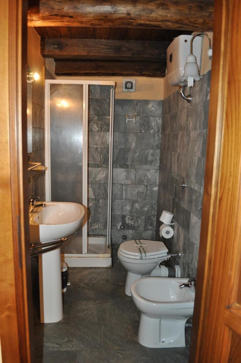 One-Bedroom Apartment (4 Adults) photo 2