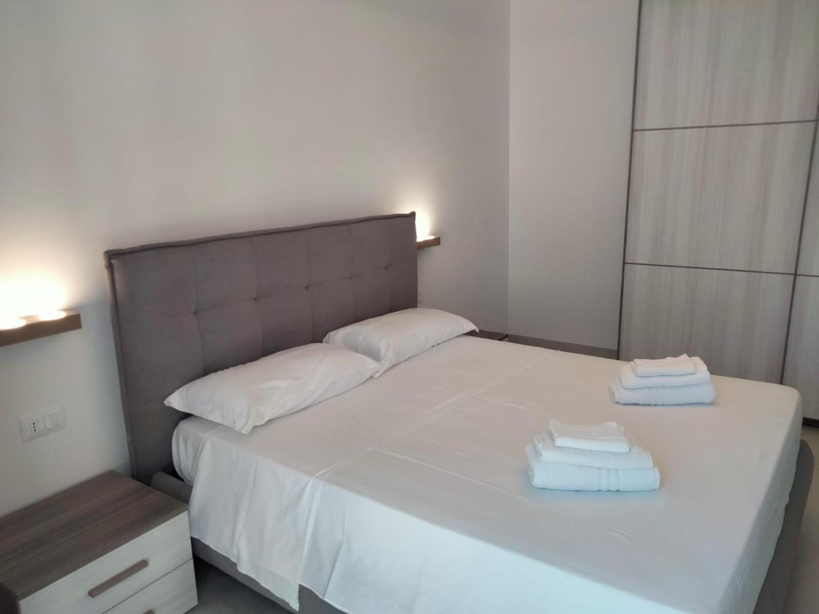 Large Double Room - Annex photo 3