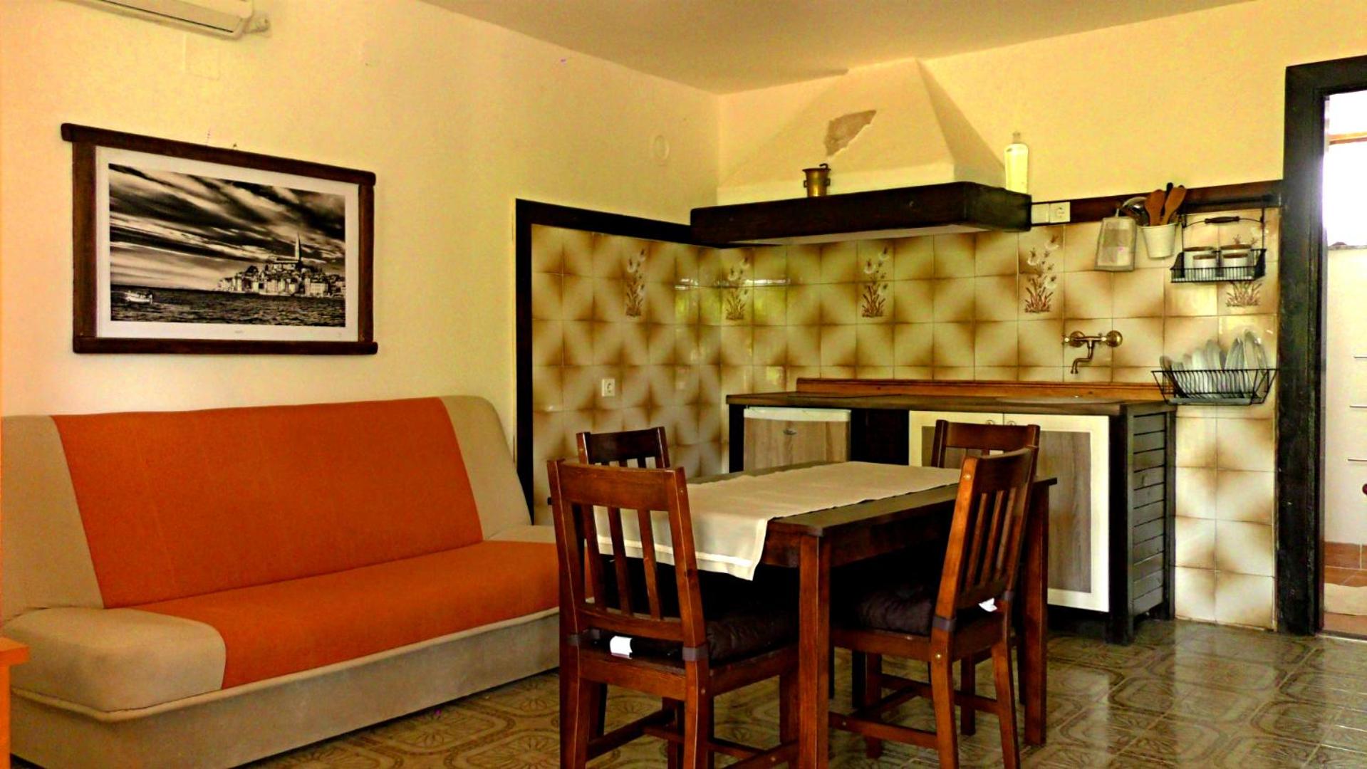Apartment - Photo 5