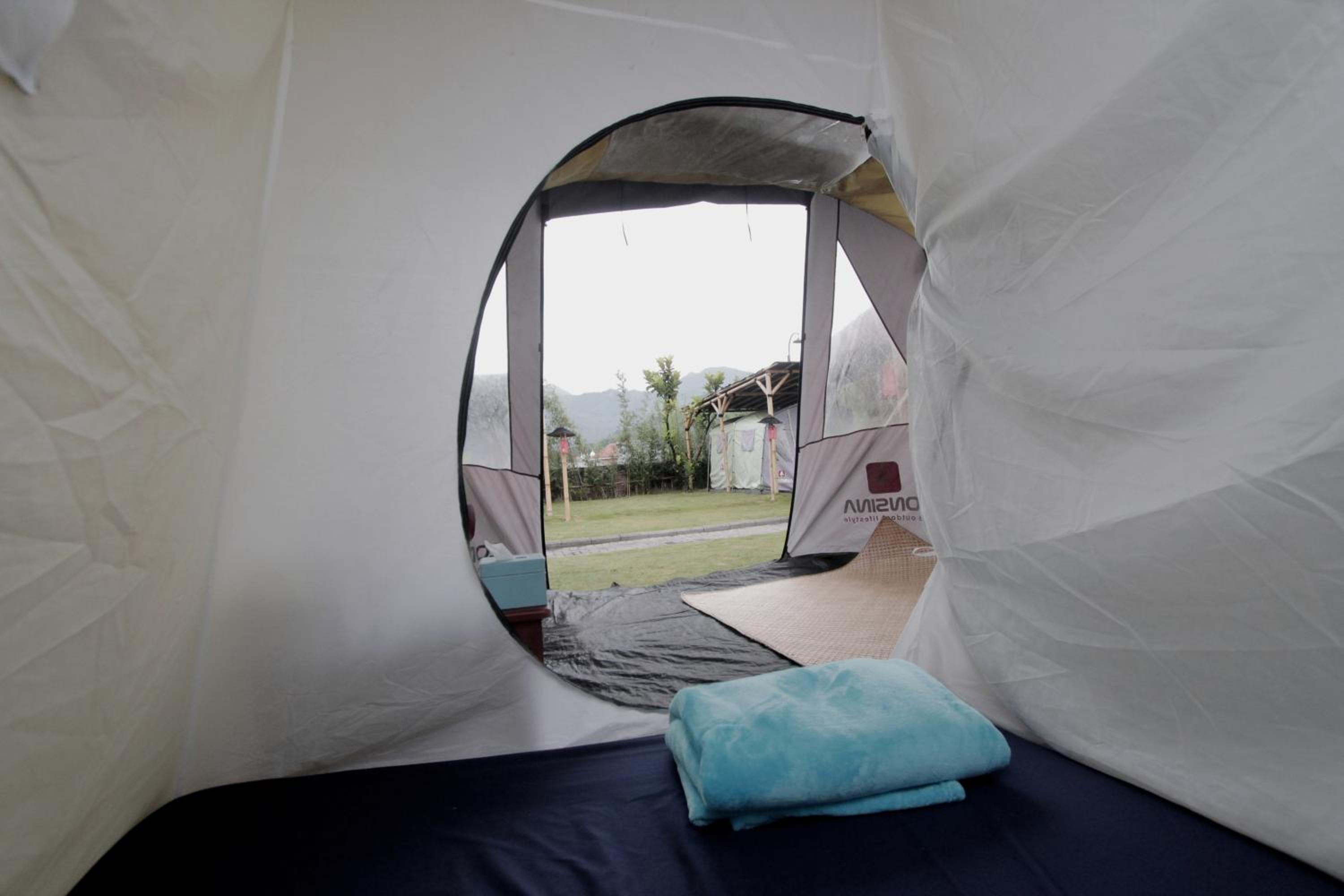 Tent - Photo 3