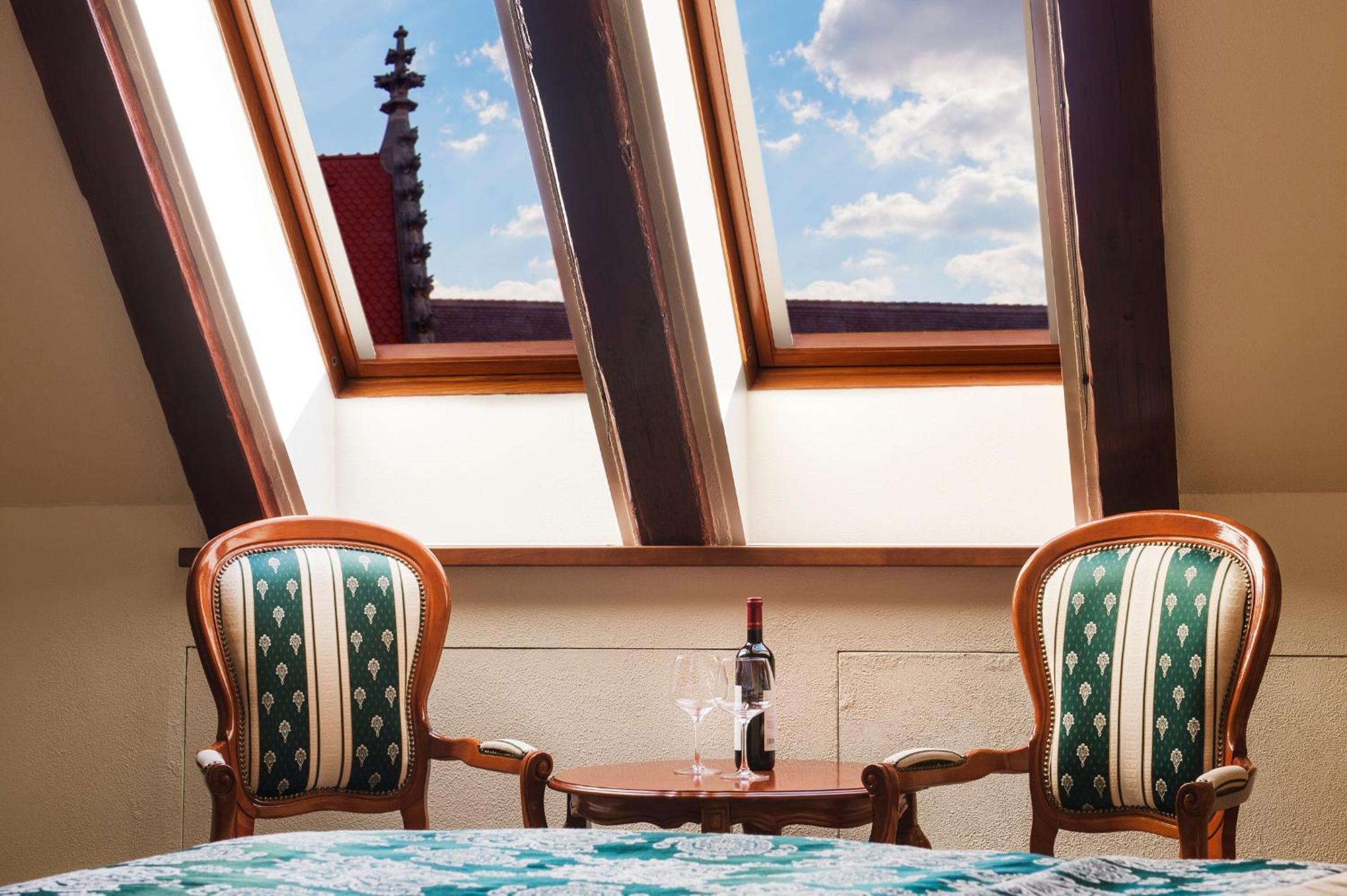 Romantic Suite - Photo 2