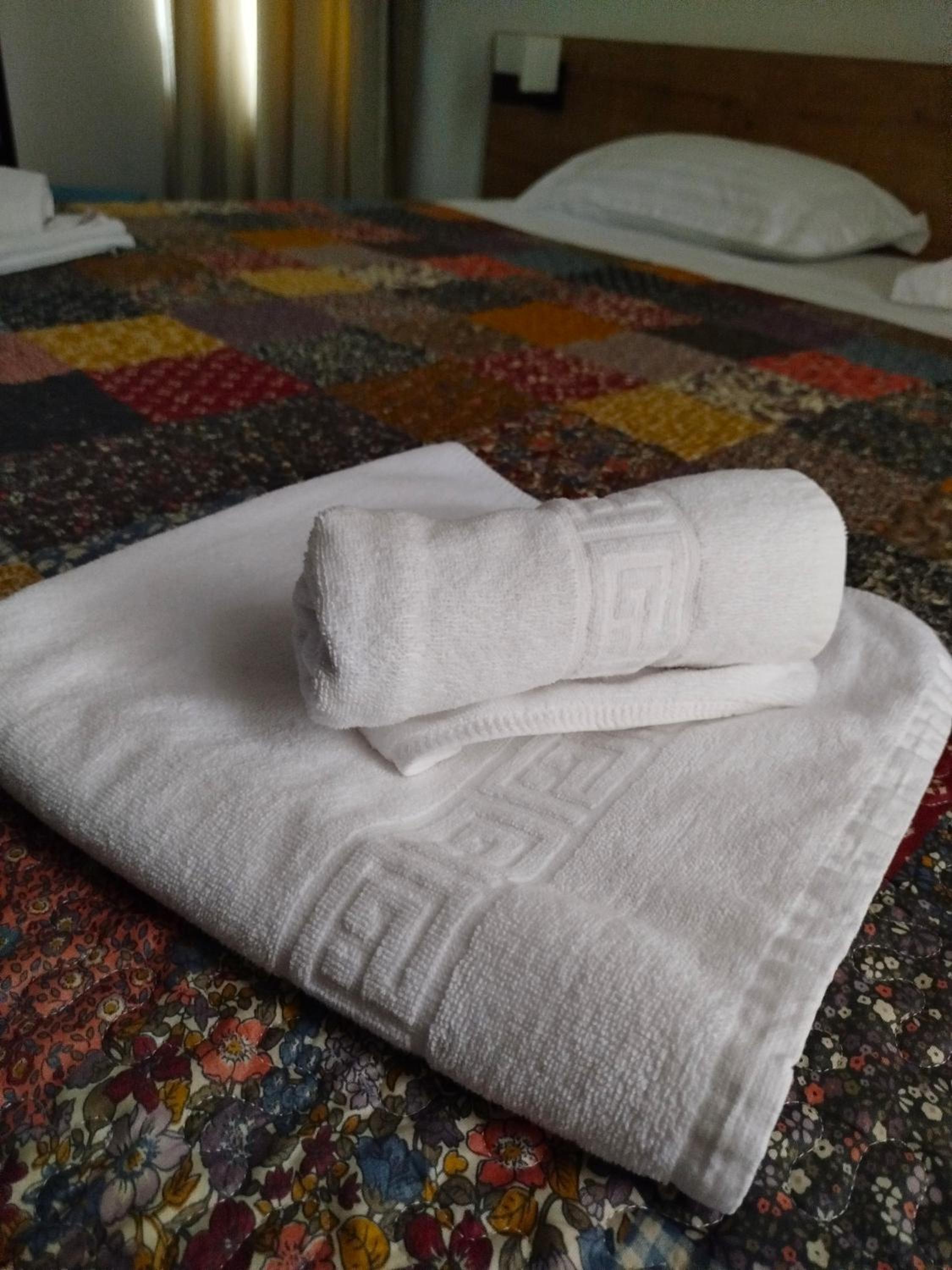 Double Room - Photo 10