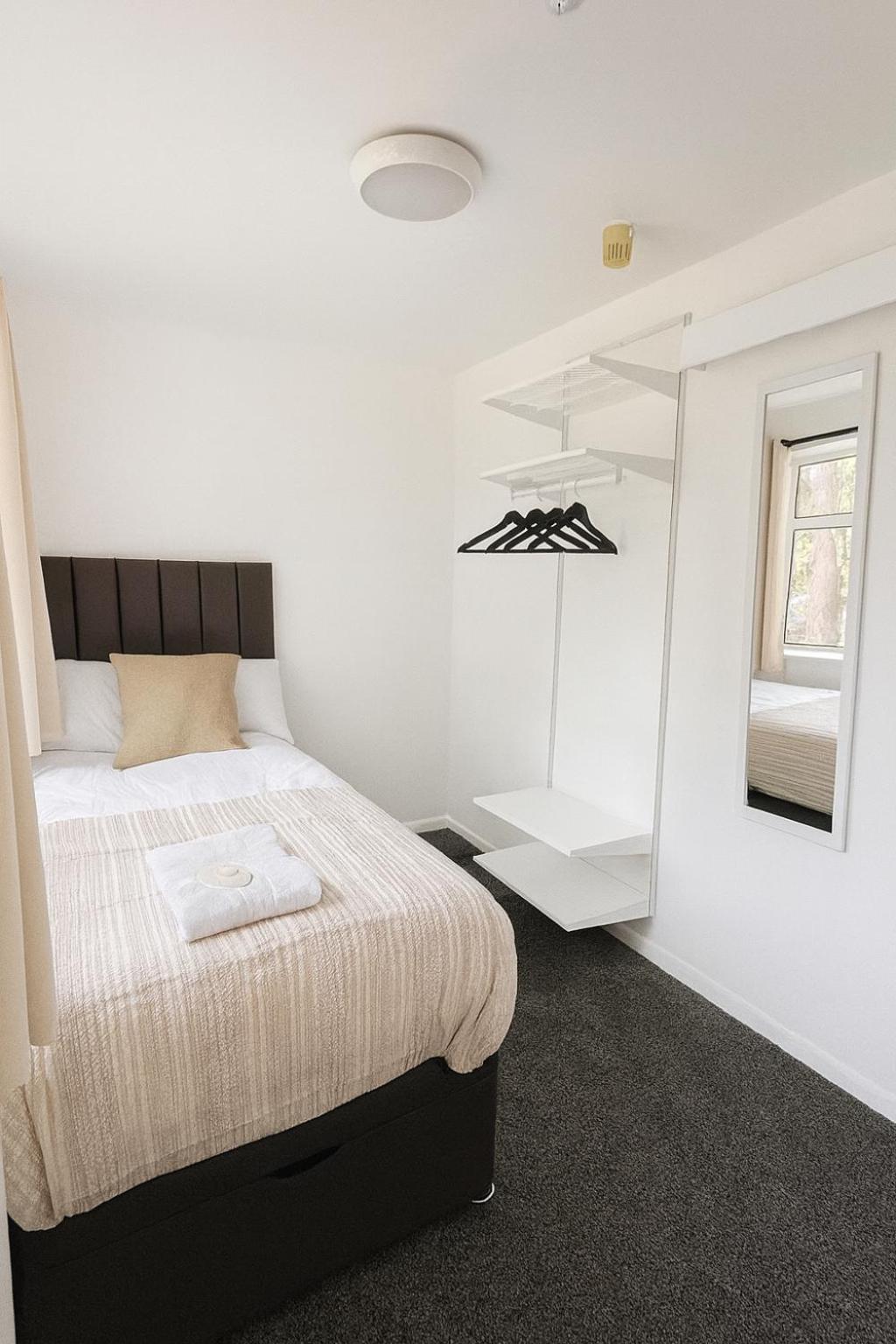 Single Room with Shower