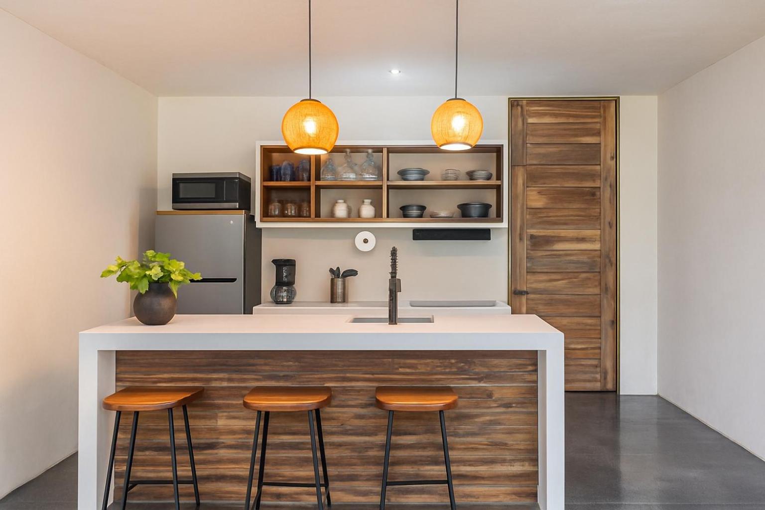 Three-Bedroom Deluxe Apartment