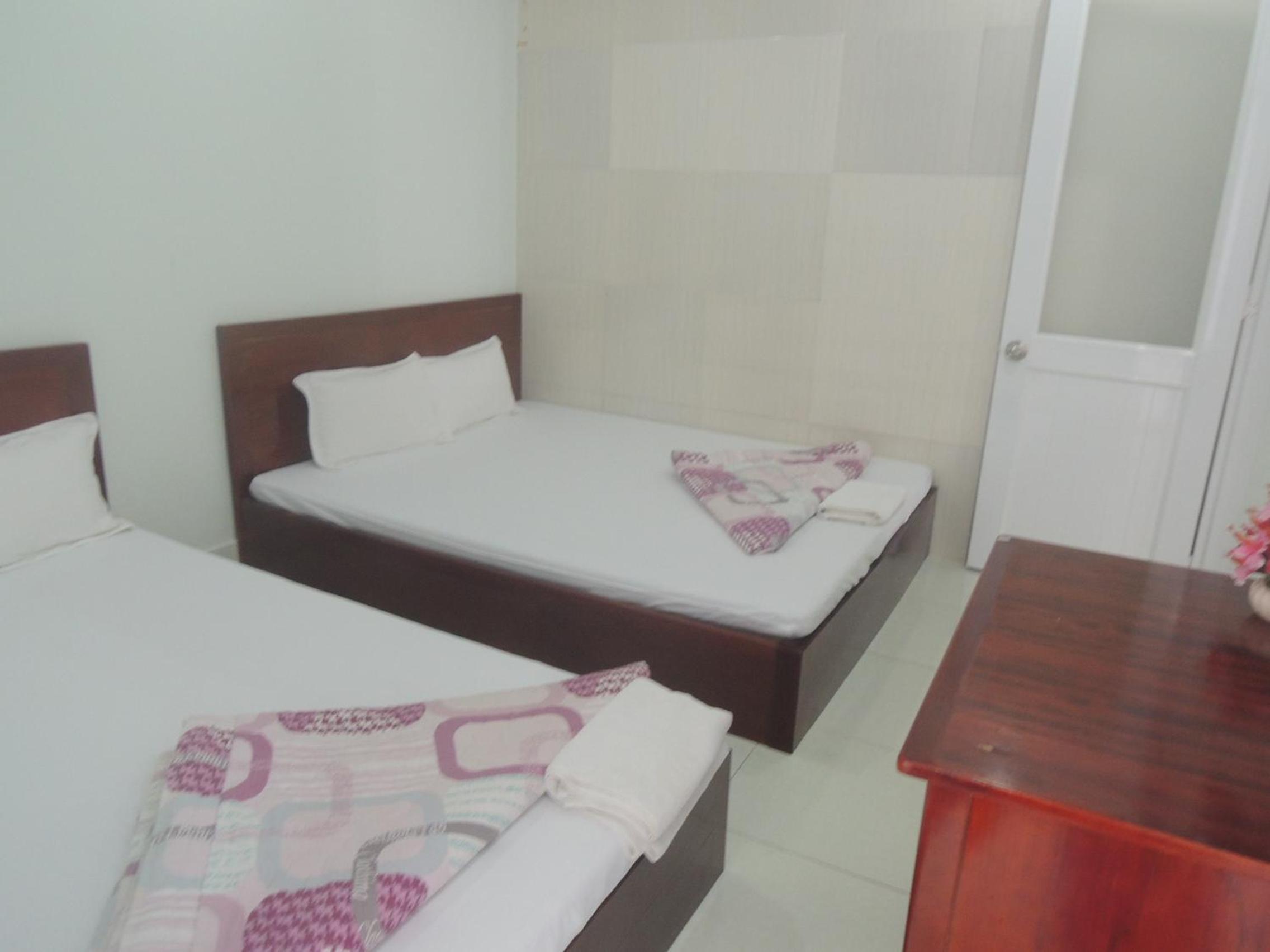 Double Room - Photo 8