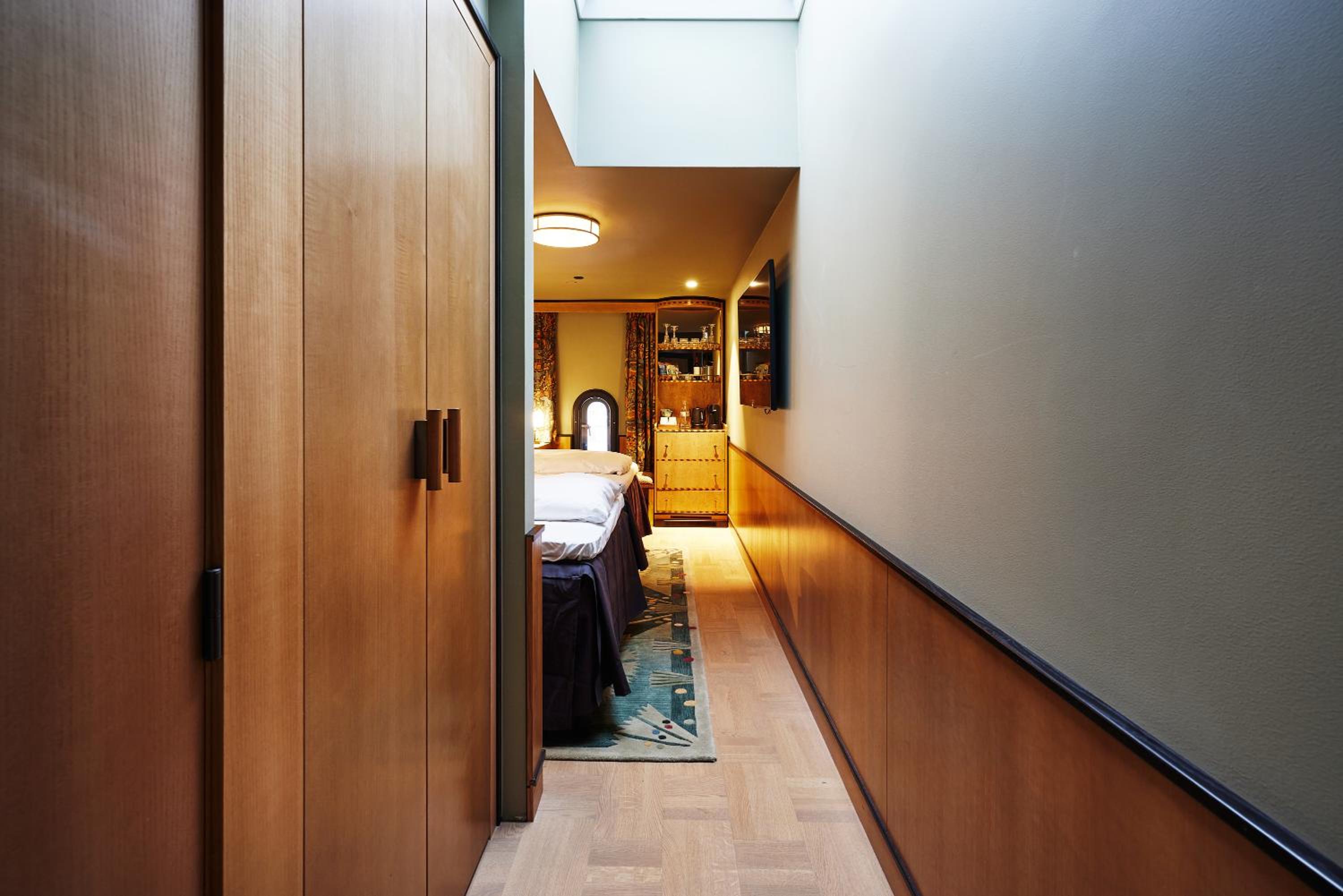Small Twin Room