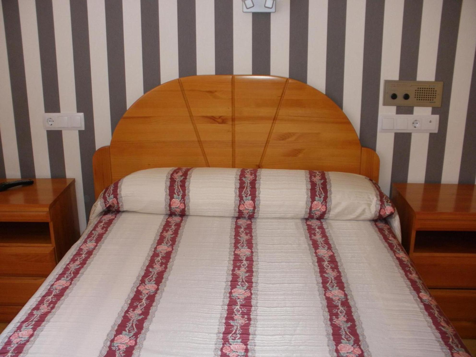 Double or Twin Room - Photo 1