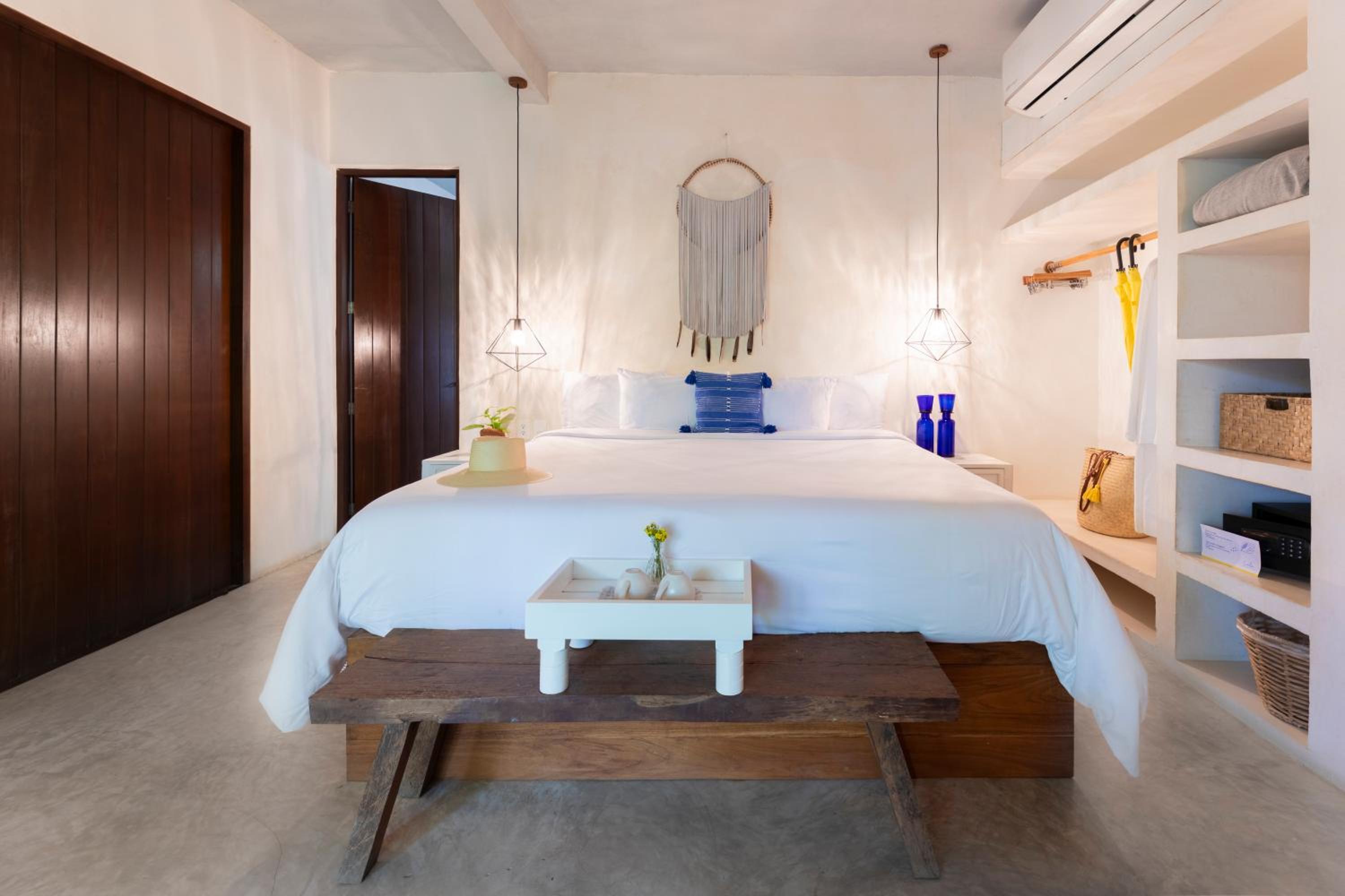 Jungle Suite with Terrace