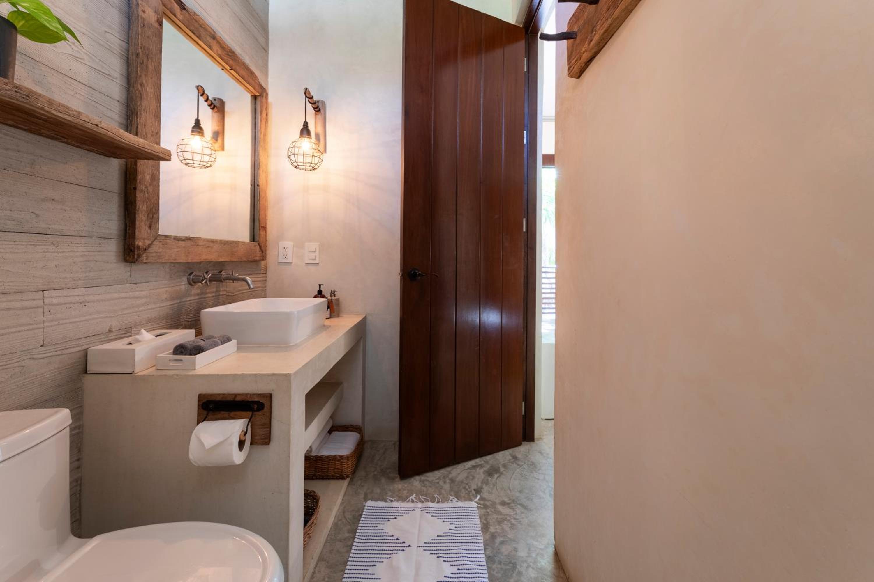 Upper Level Beach Side Suite