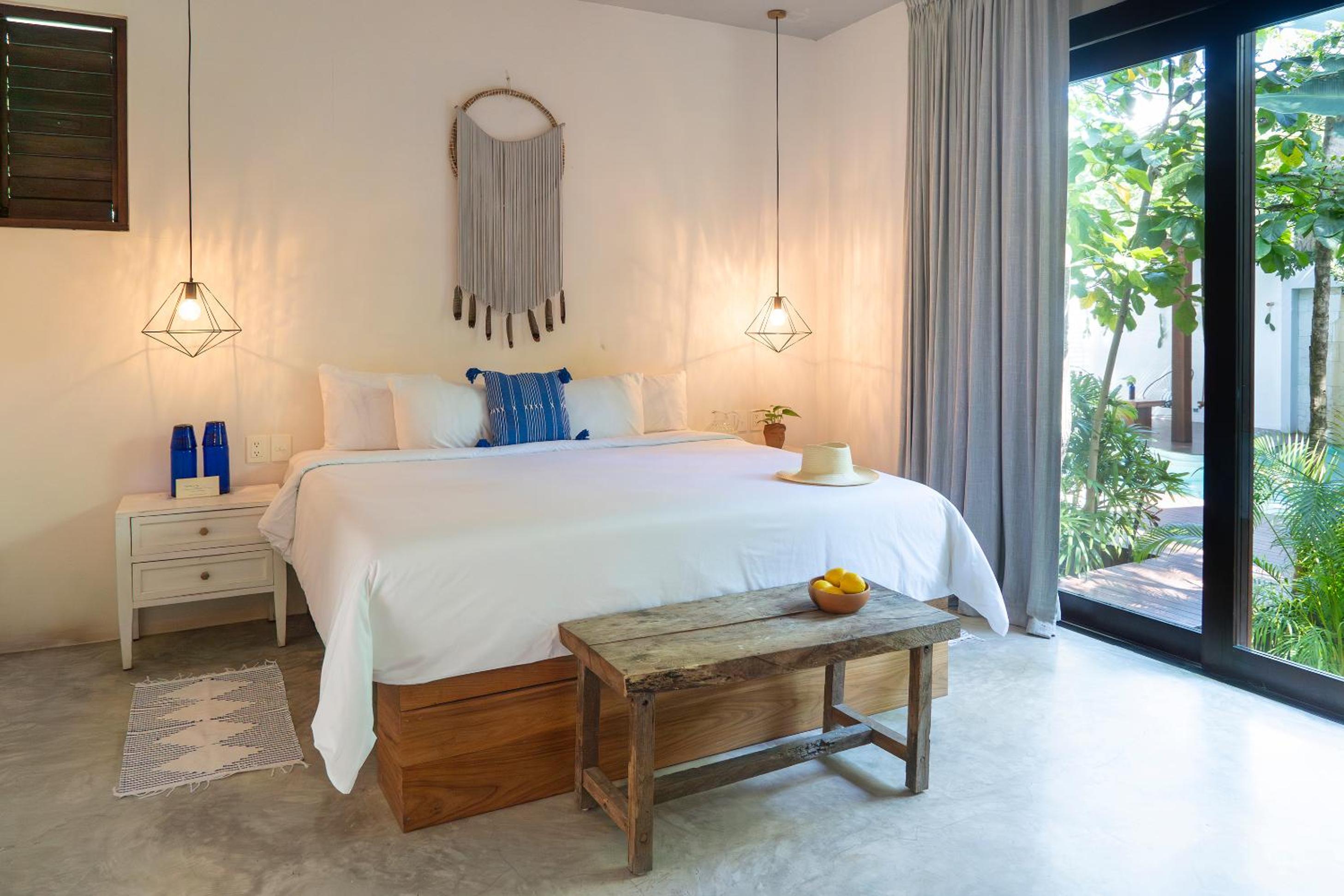 Jungle King Room