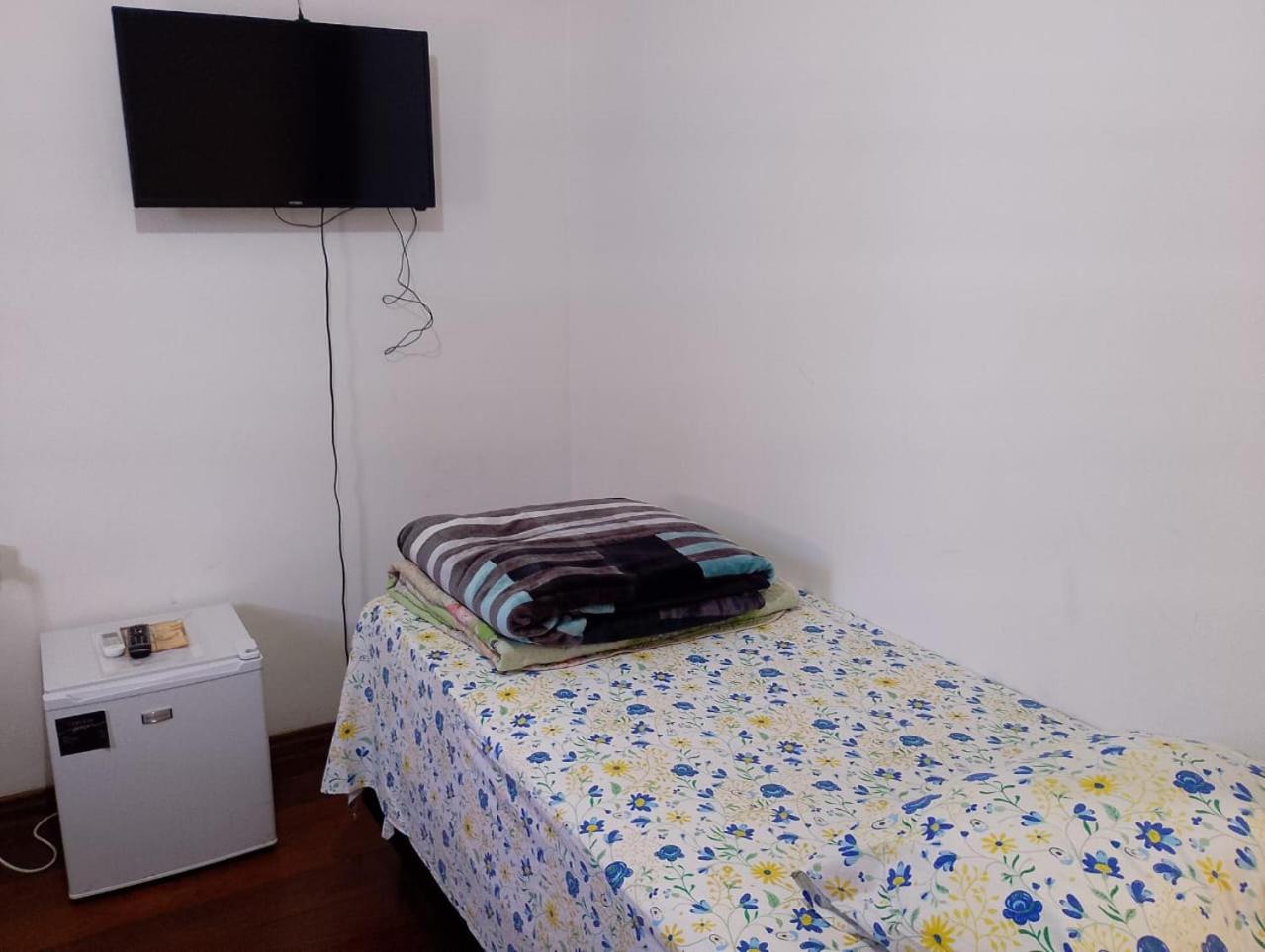 Mixed Dormitory Room photo 3