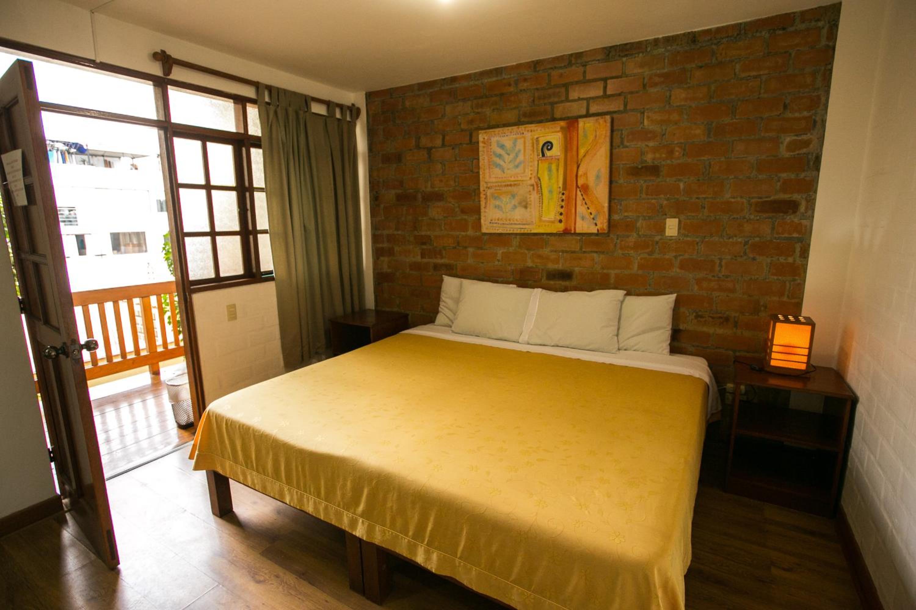 Deluxe King Room photo 1