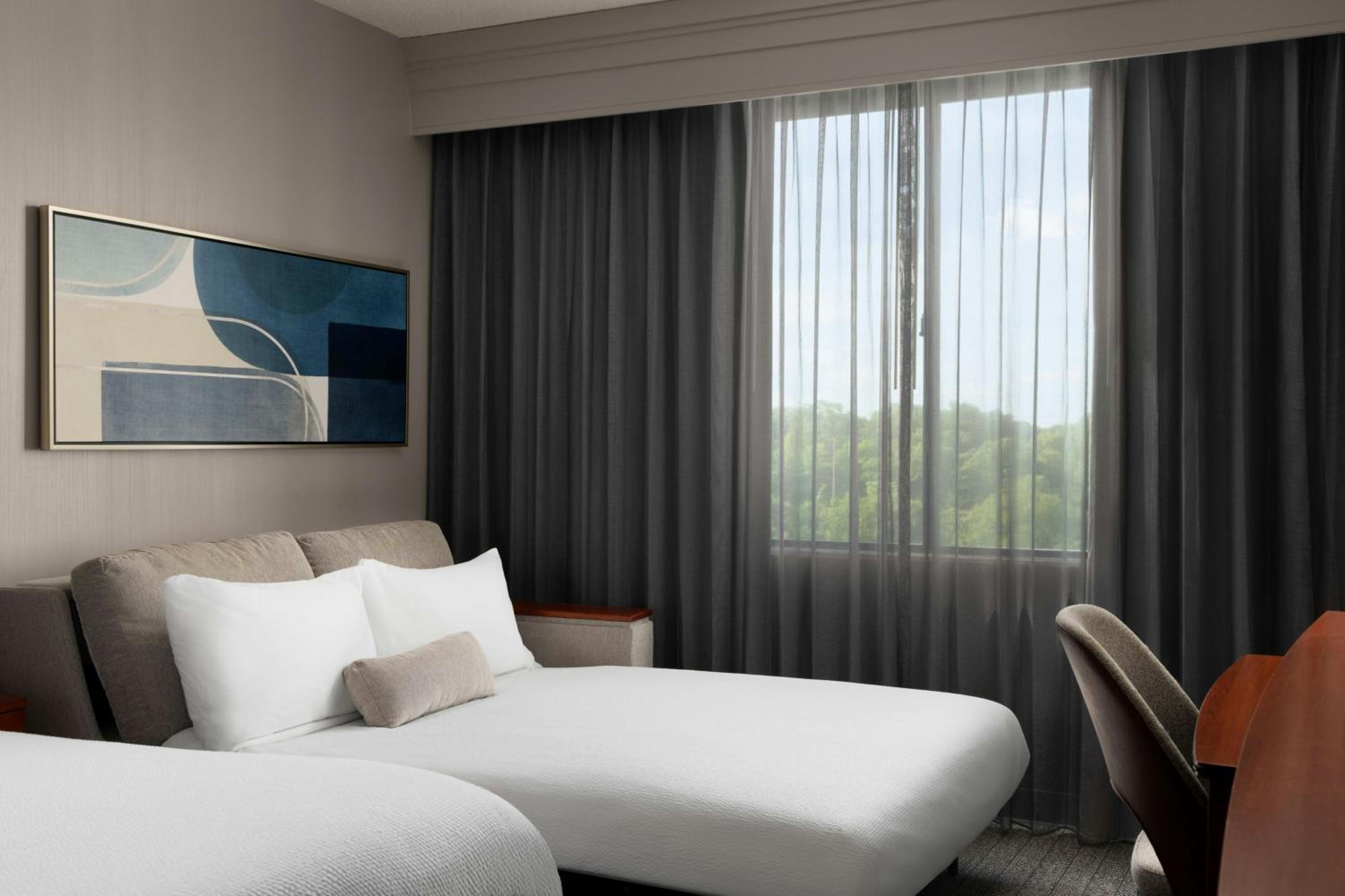 King Suite with Sofa Bed - Photo 5
