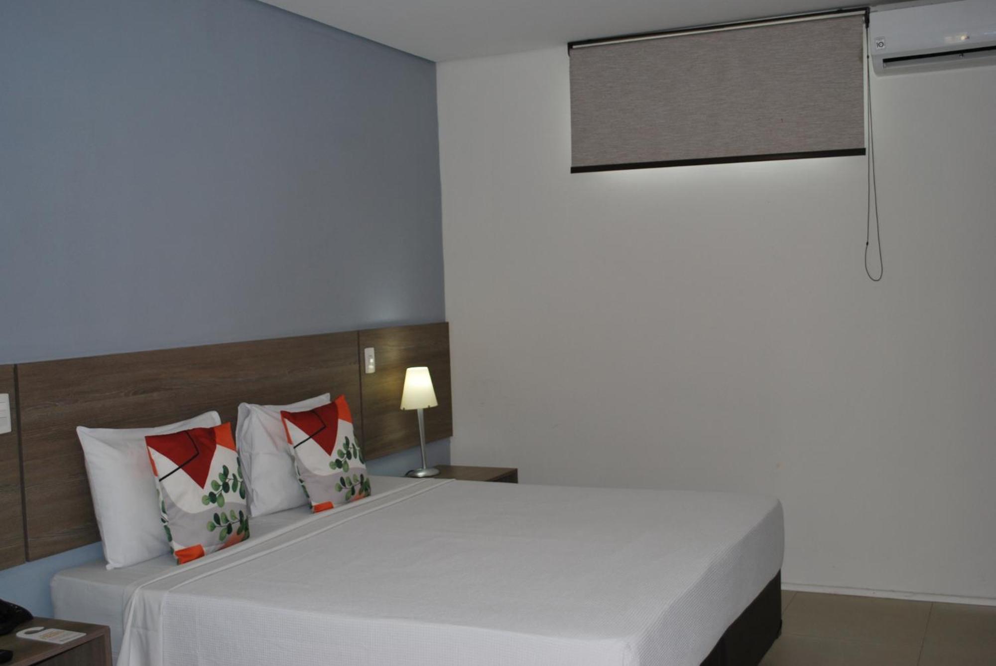 Queen Room - Photo 3