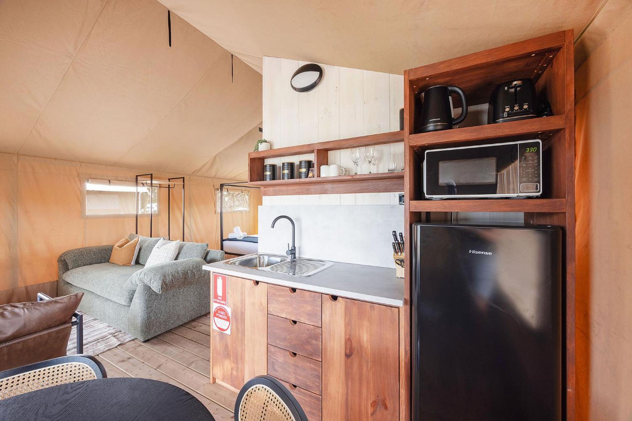 Superior Safari Tent – Sleeps 4