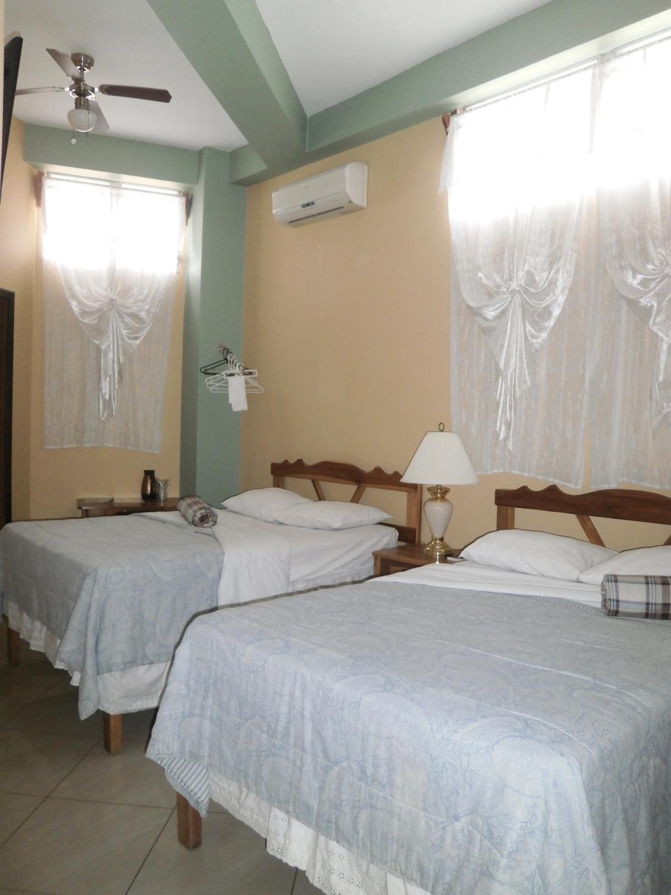 Double Room with Two Double Beds photo 3