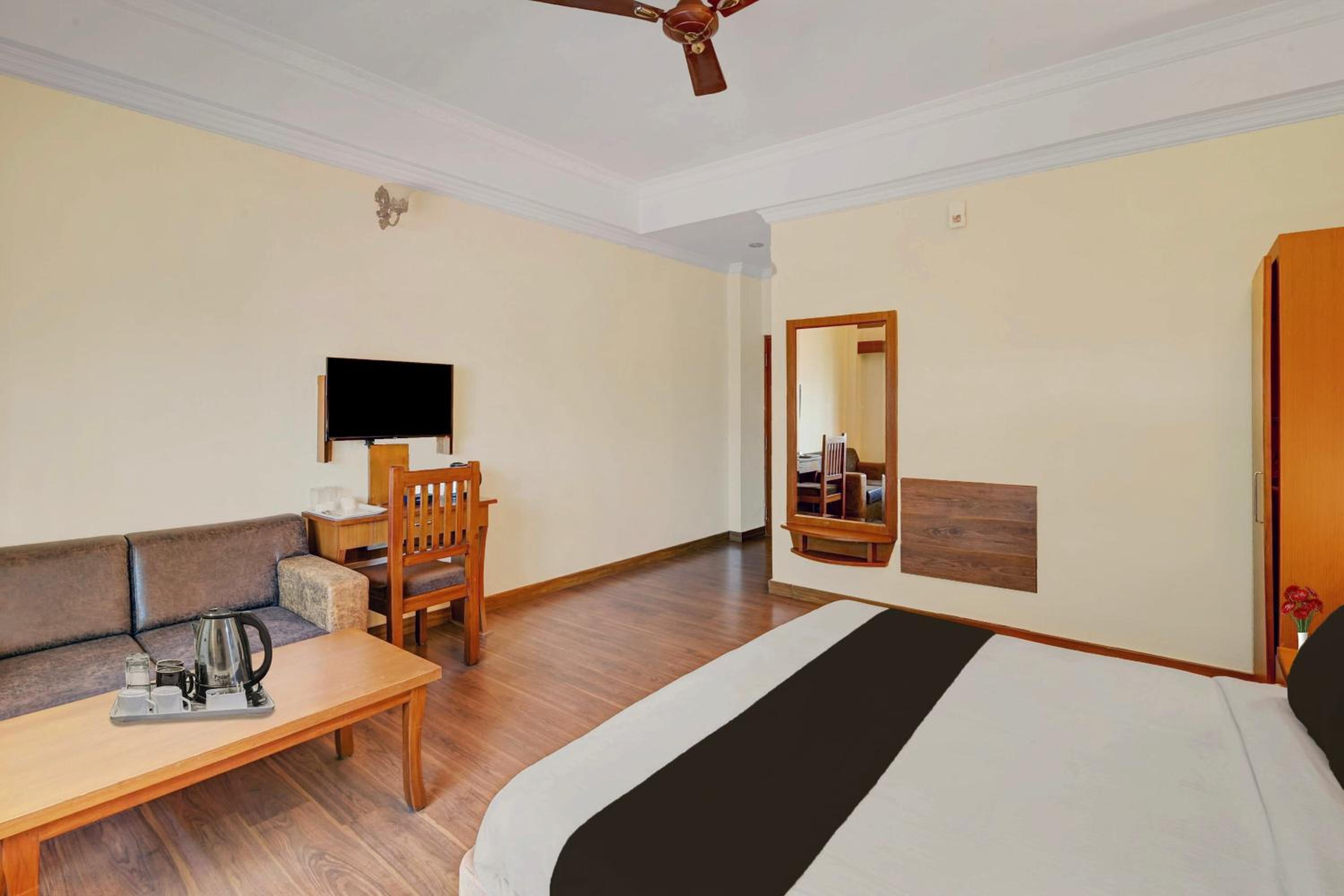 Comfort Triple Room with Shower photo 3