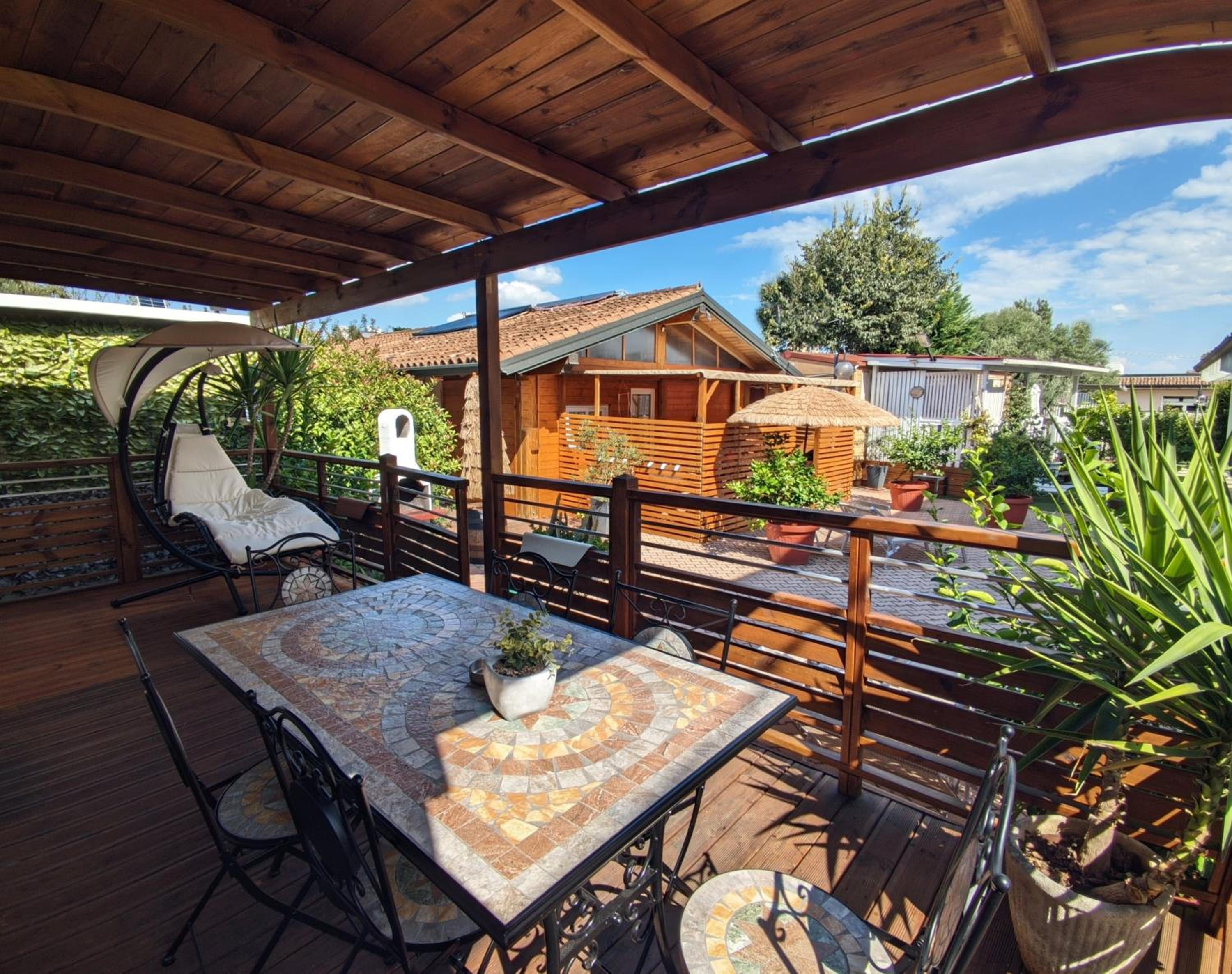 Bungalow photo 1